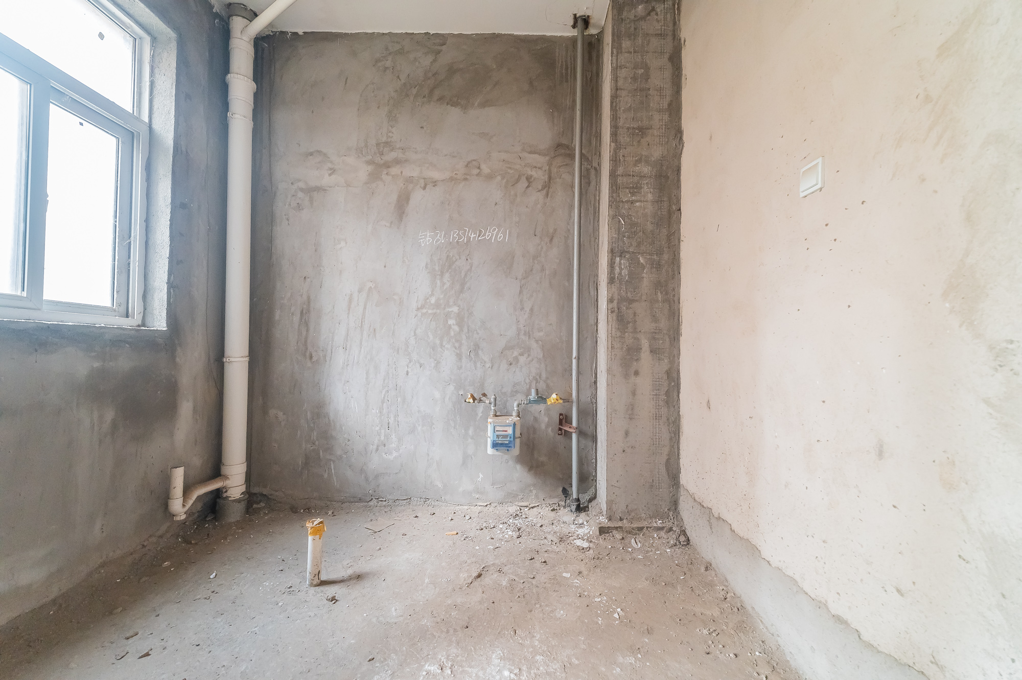 东方航标  3室2厅1卫    70.0万 东方航标  3室2厅1卫    70.0万厨房