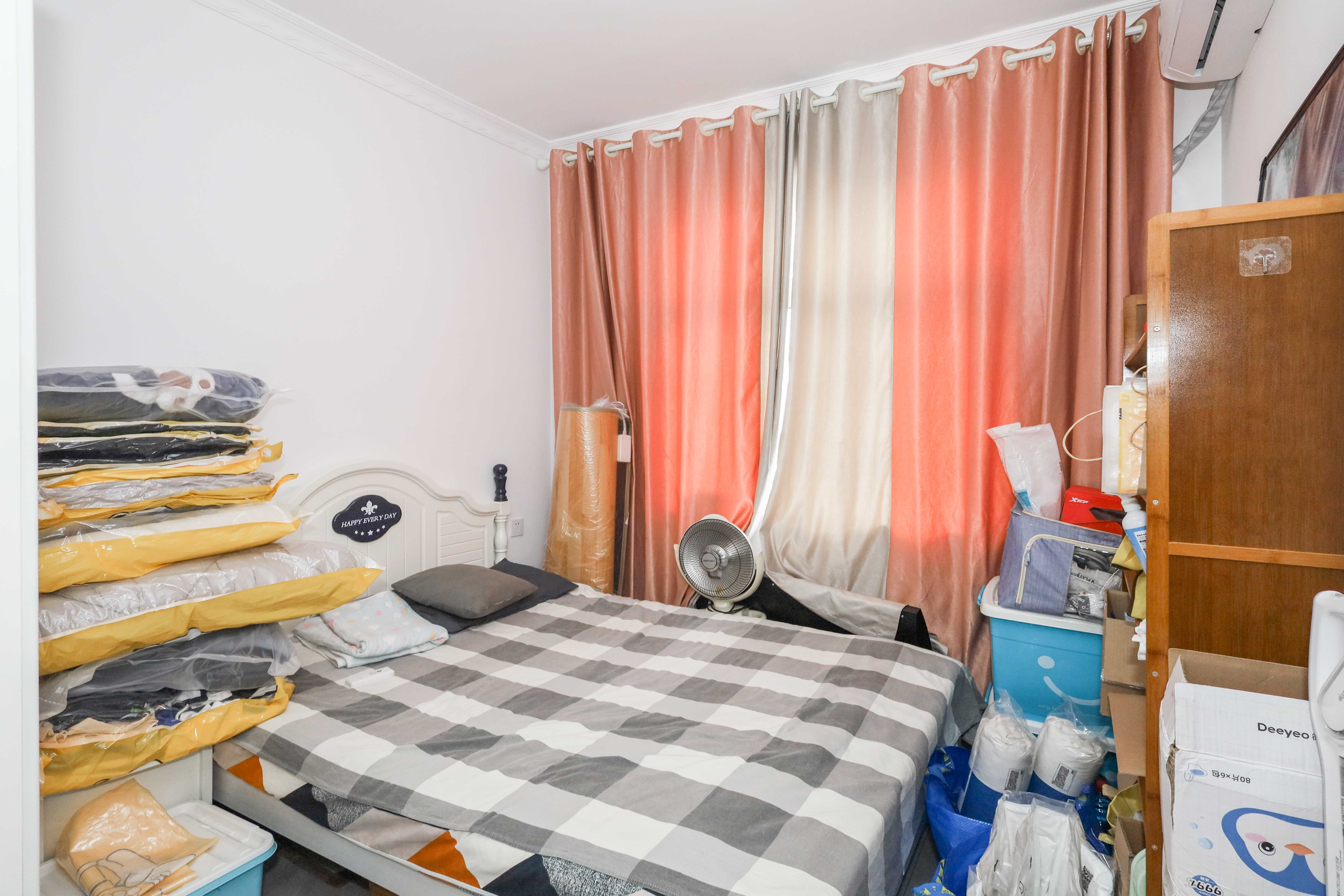 洋湖景园  3室2厅1卫    97.5万卧室