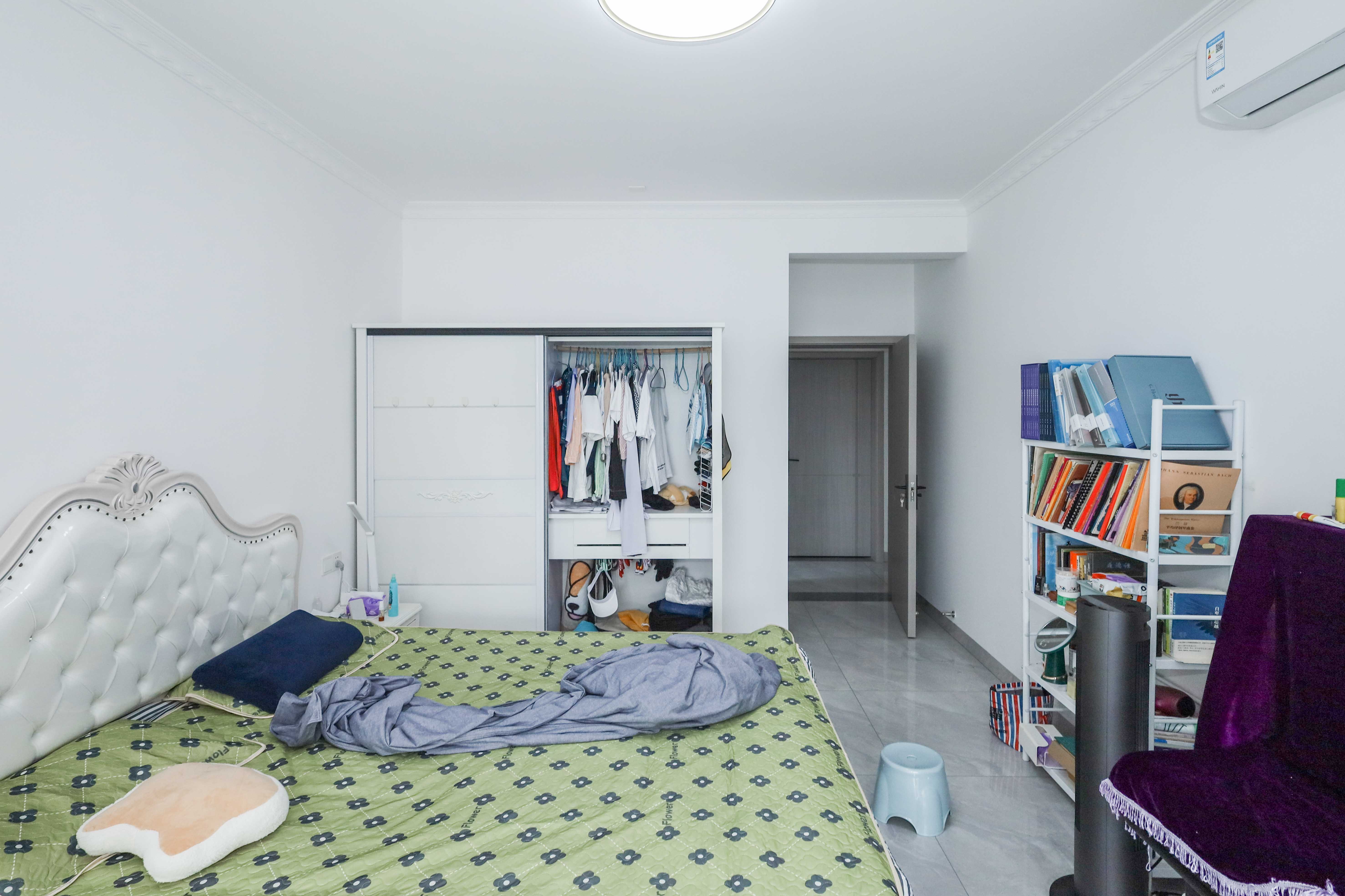 洋湖景园  3室2厅1卫    97.5万卧室