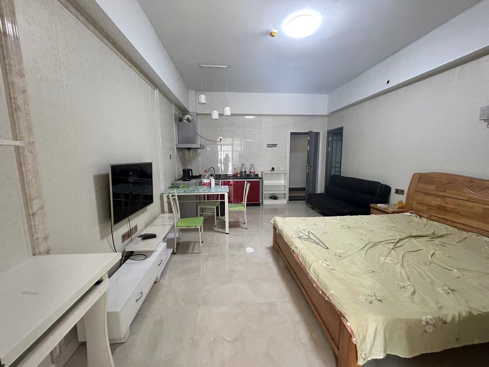 印象华都 1室1厅1卫 13.0万 印象华都 1室1厅1卫 13.0万室内图