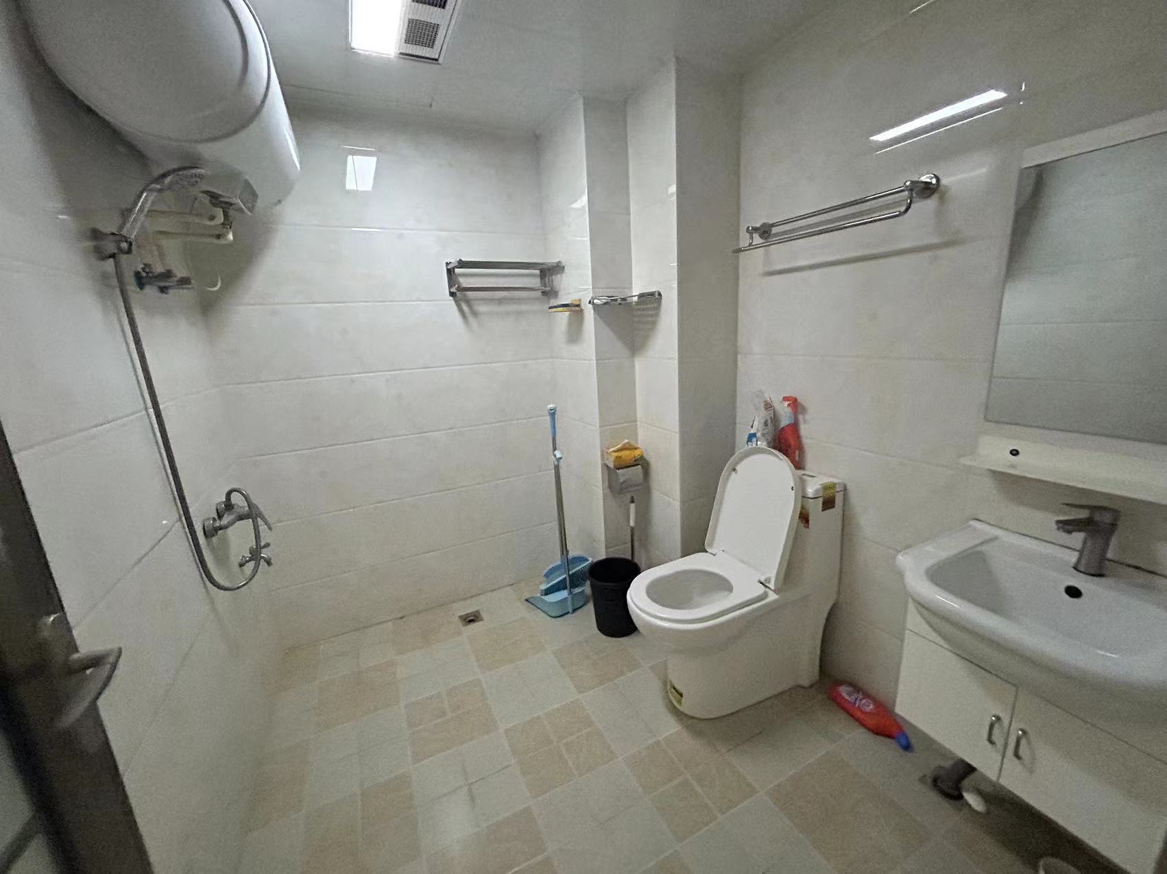 印象华都 1室1厅1卫 13.0万 印象华都 1室1厅1卫 13.0万室内图