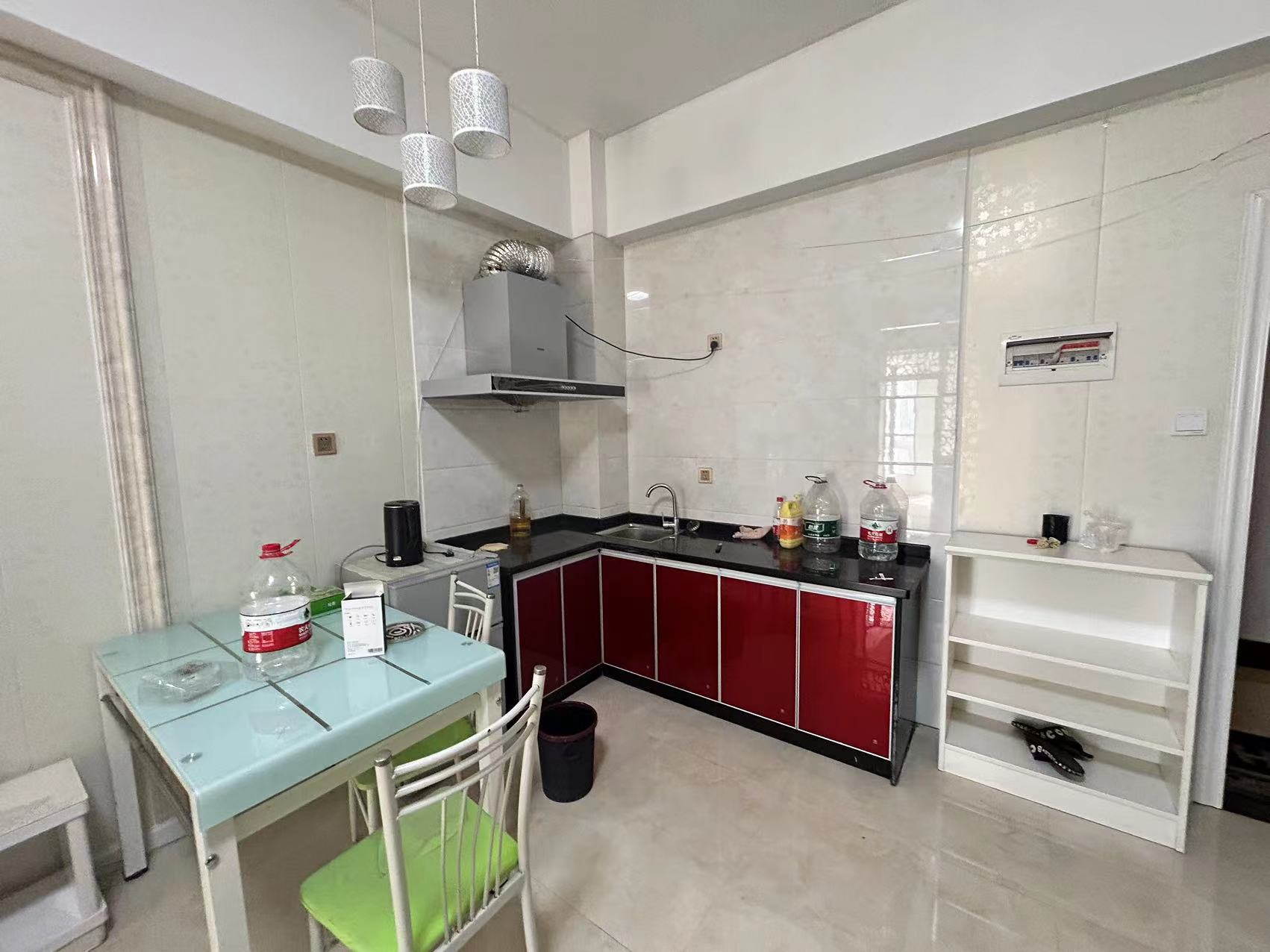 印象华都 1室1厅1卫 13.0万 印象华都 1室1厅1卫 13.0万室内图