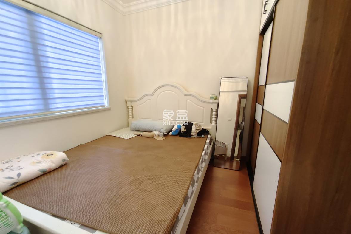 恒大华府  3室2厅1卫    88.0万 恒大华府  3室2厅1卫    88.0万室内图