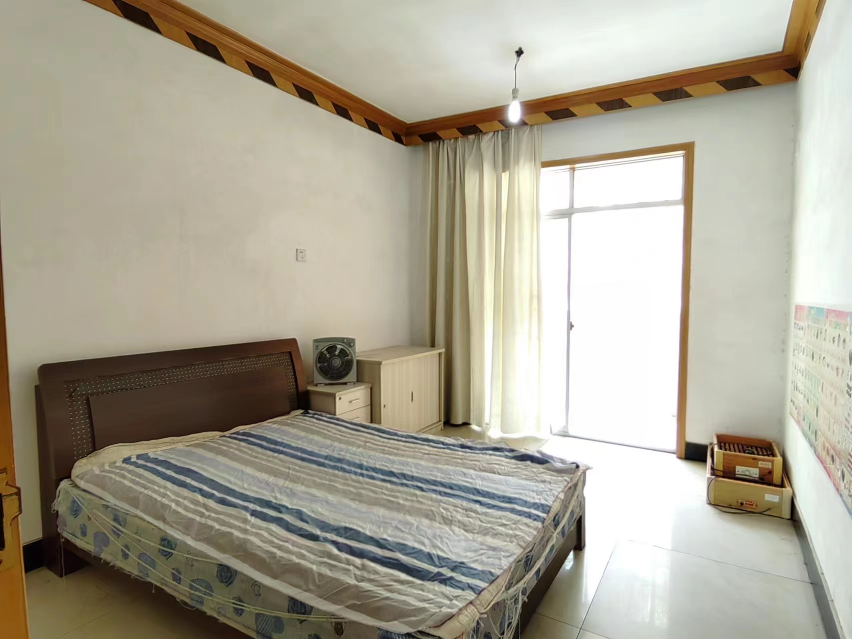 长塘新村 3室2厅2卫 32.0万 长塘新村 3室2厅2卫 32.0万客厅