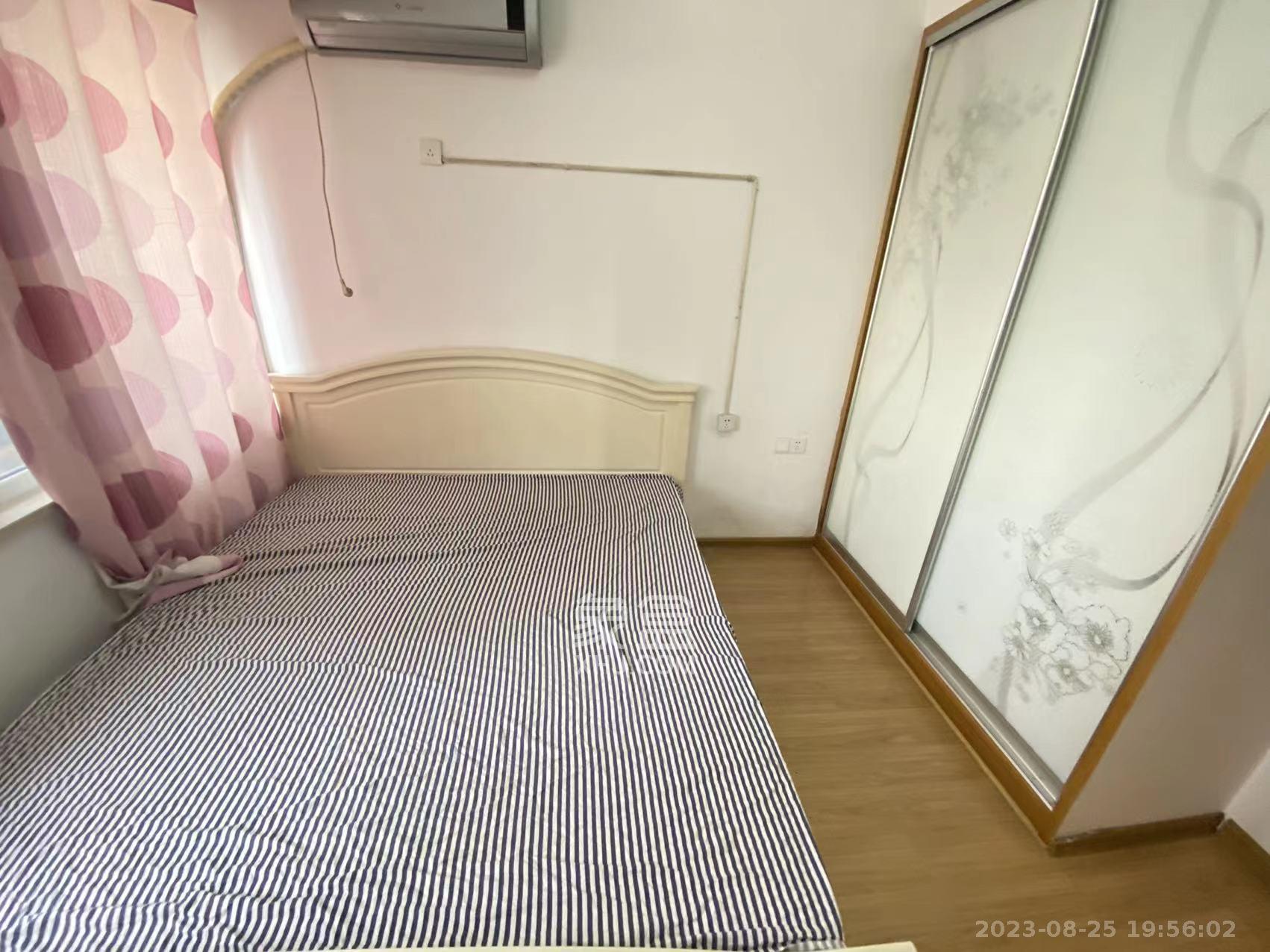 巧克力空间（建鸿达现代大厦）  3室1厅1卫   2500.00元/月室内图