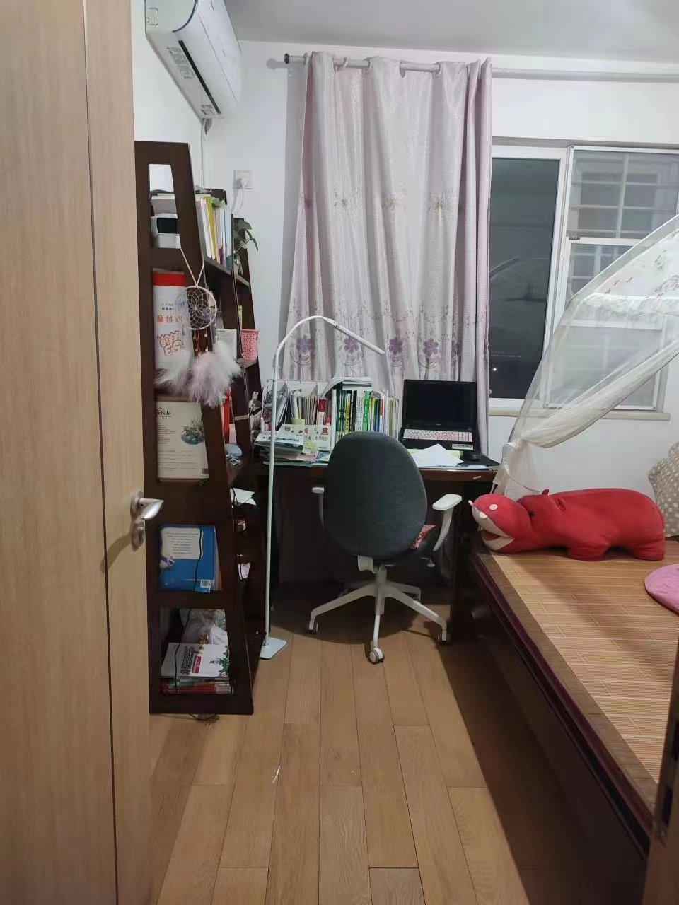 万科魅力之城（南区）  3室1厅1卫   3200.00元/月室内图