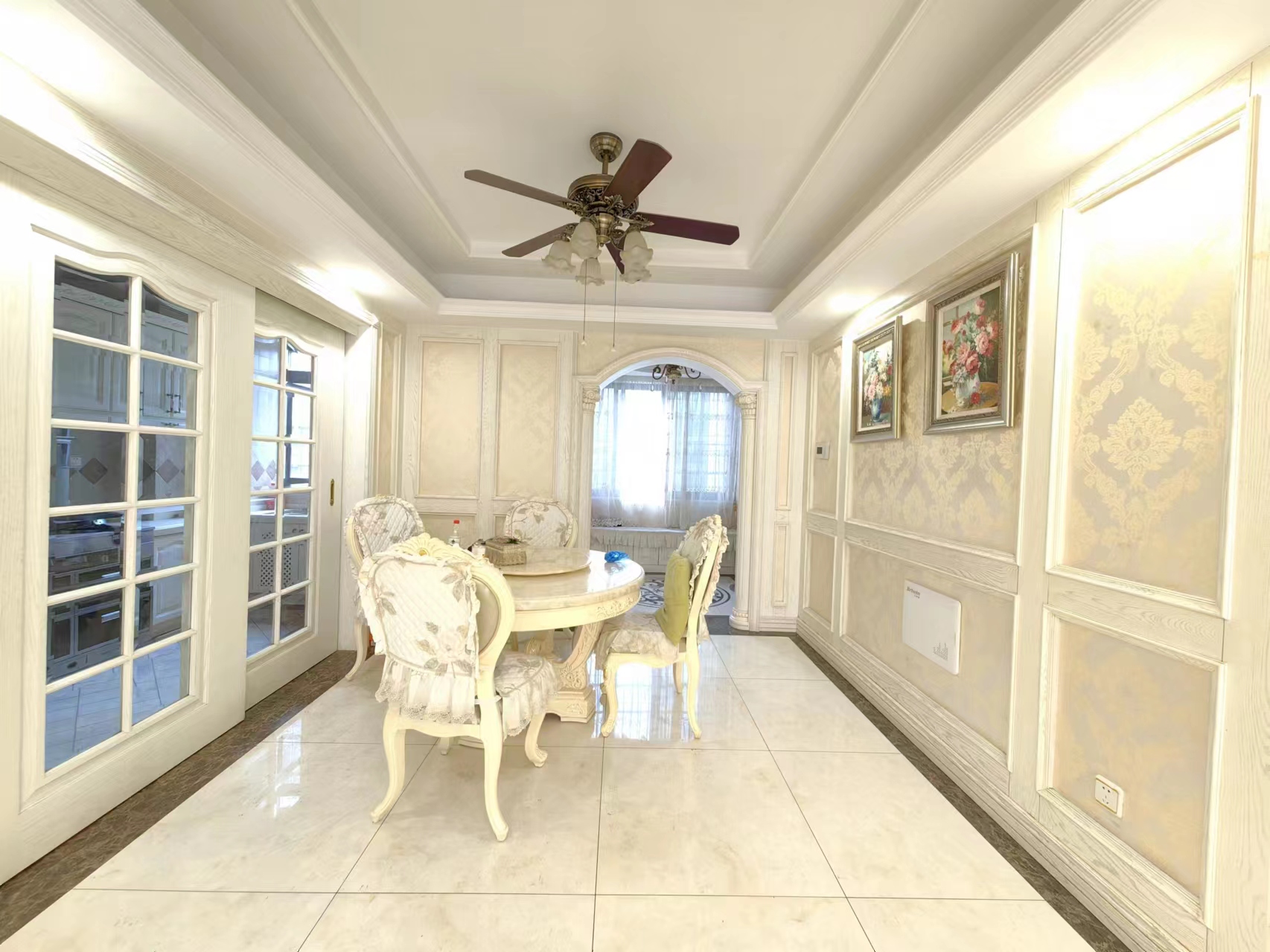 山水文园 5室2厅3卫 180.0万 山水文园 5室2厅3卫 180.0万室内图