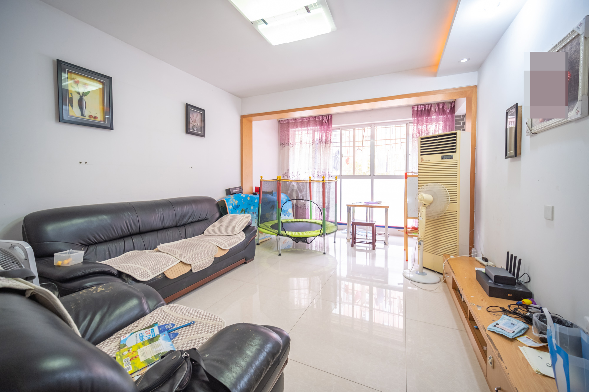 长丰星城 3室2厅1卫 55.0万 长丰星城 3室2厅1卫 55.0万客厅