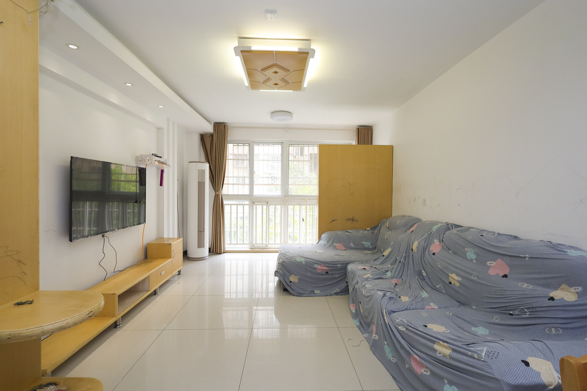 谷山乐园二期  2室2厅1卫    45.8万 谷山乐园二期  2室2厅1卫    45.8万客厅