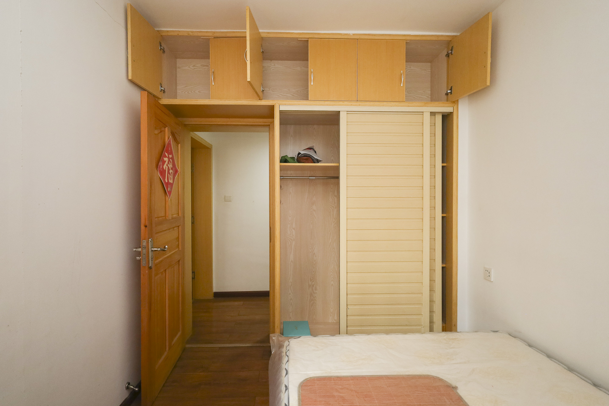 谷山乐园二期  2室2厅1卫    45.8万 谷山乐园二期  2室2厅1卫    45.8万卧室