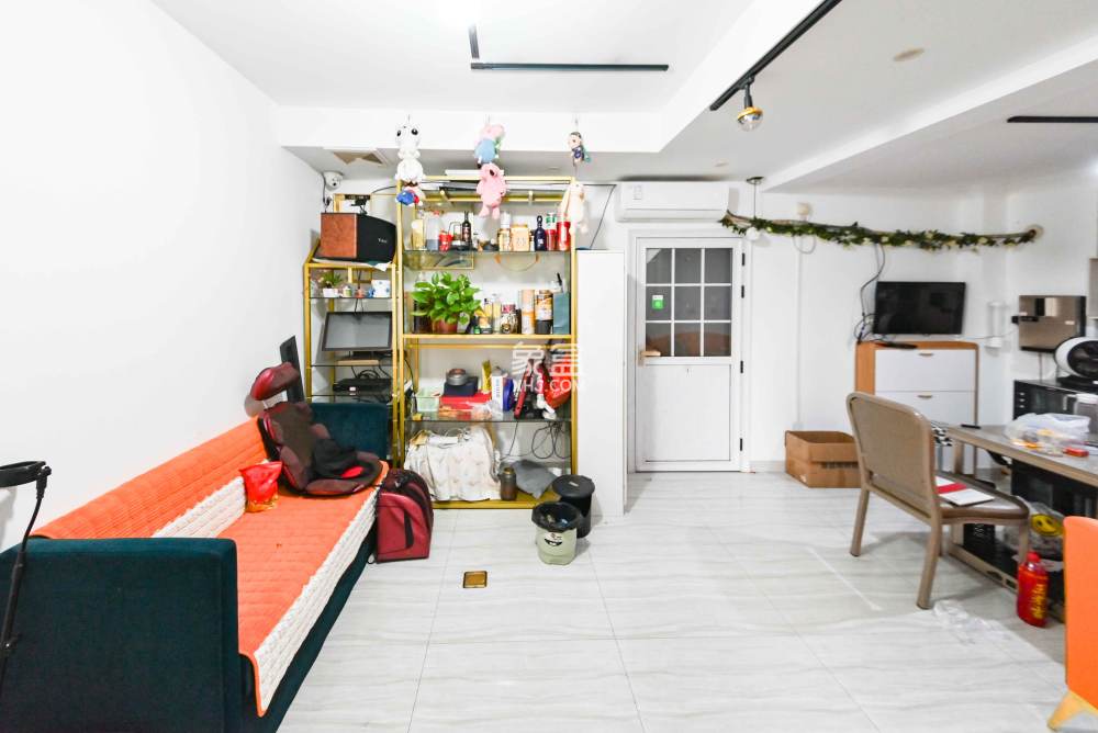 绿地之窗 3室2厅1厨1卫 69.00万