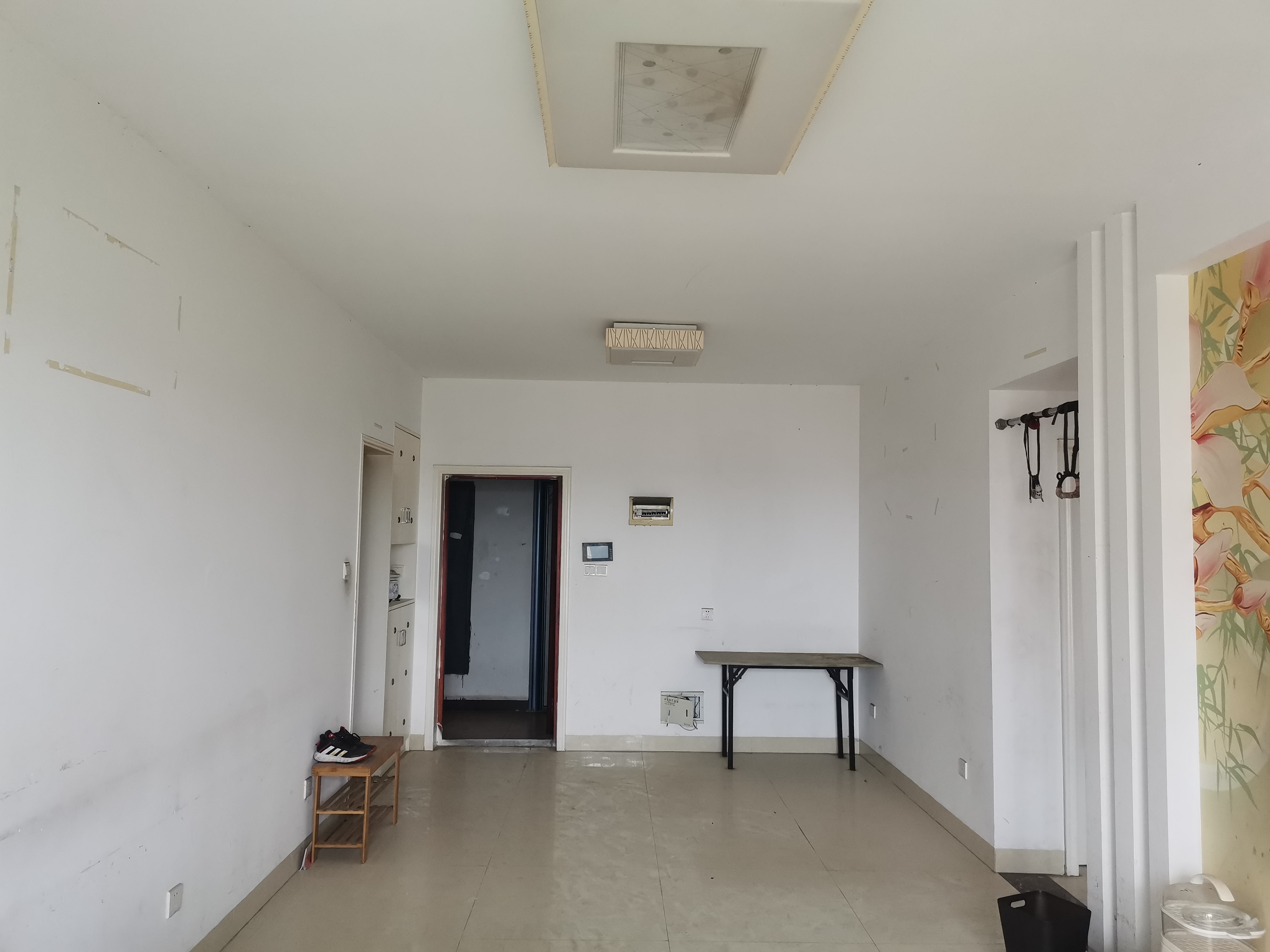 八一新村  3室2厅1卫   1000.00元/月室内图
