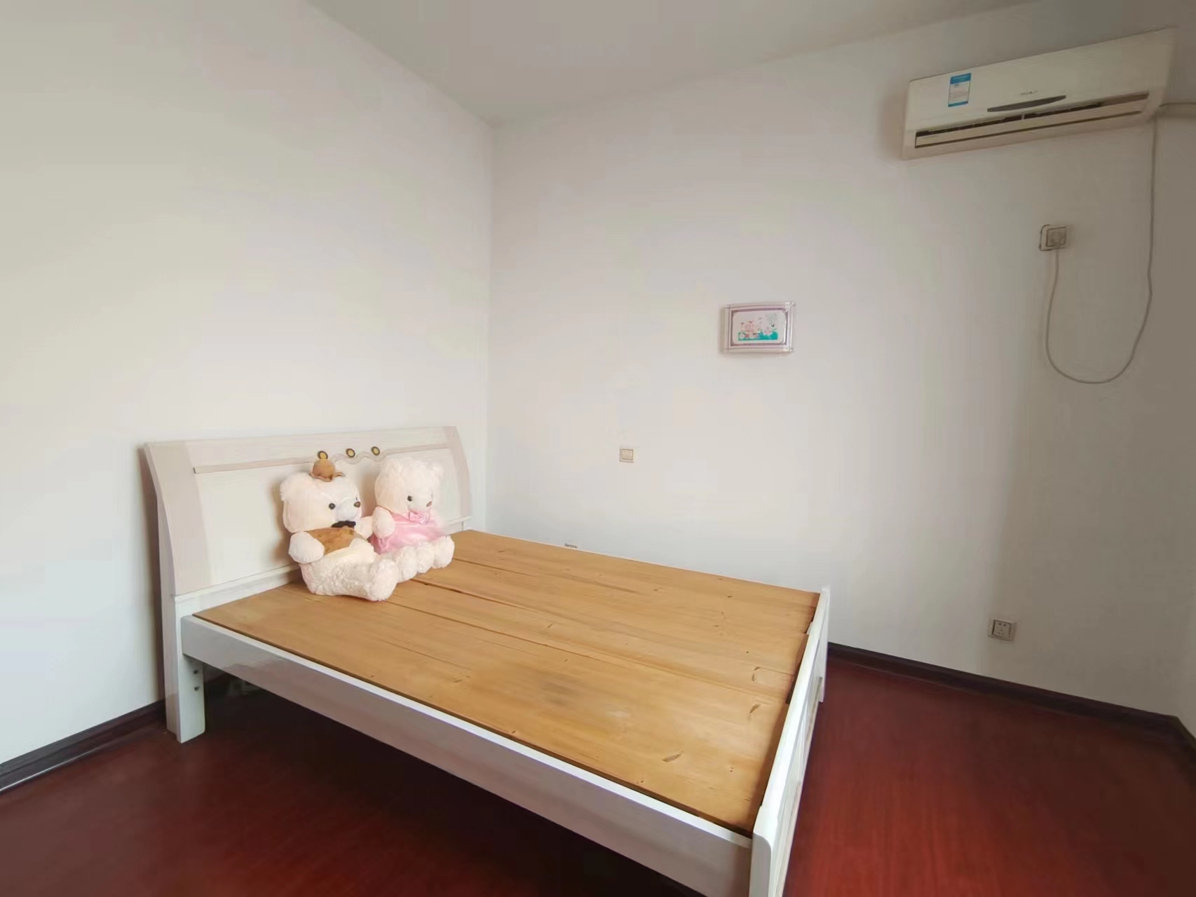 中南市场  2室2厅1卫   1300.00元/月室内图