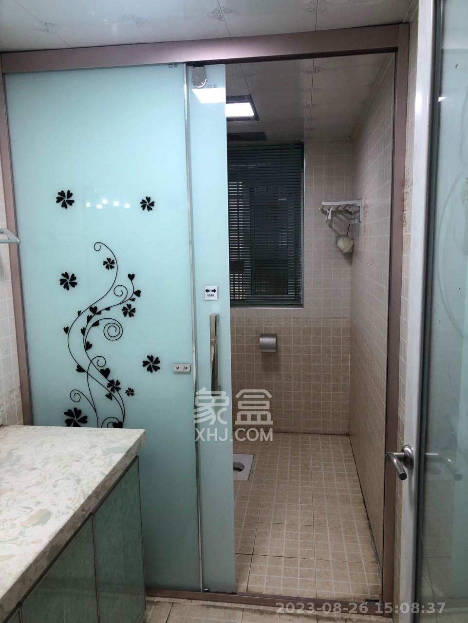 凯富漫城  3室2厅2卫   1800.00元/月室内图