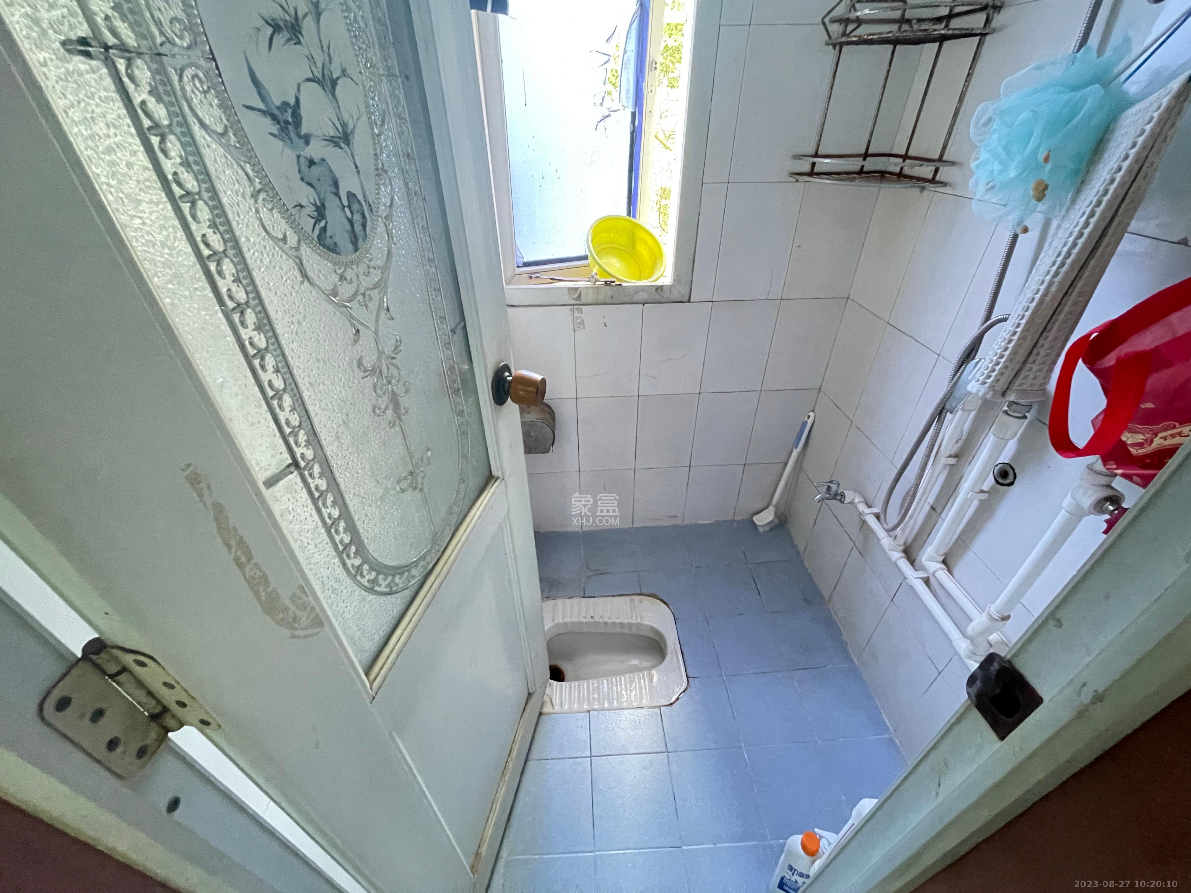 涂家冲社区（涂新小区、农商银行宿舍）  1室1厅1卫    850.0元/月室内图