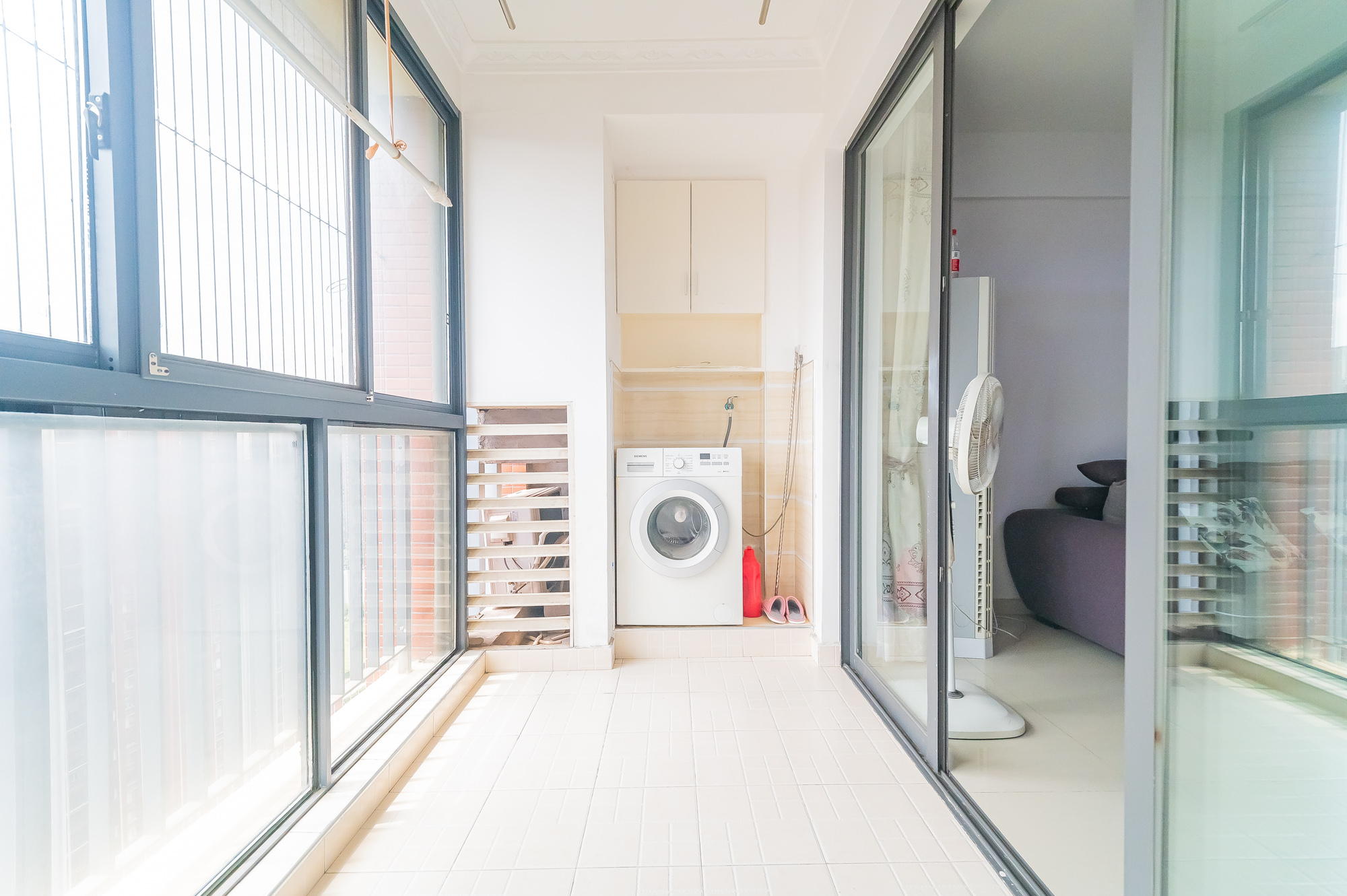 华润凤凰城二期 3室2厅1卫 78.8万 华润凤凰城二期 3室2厅1卫 78.8万阳台