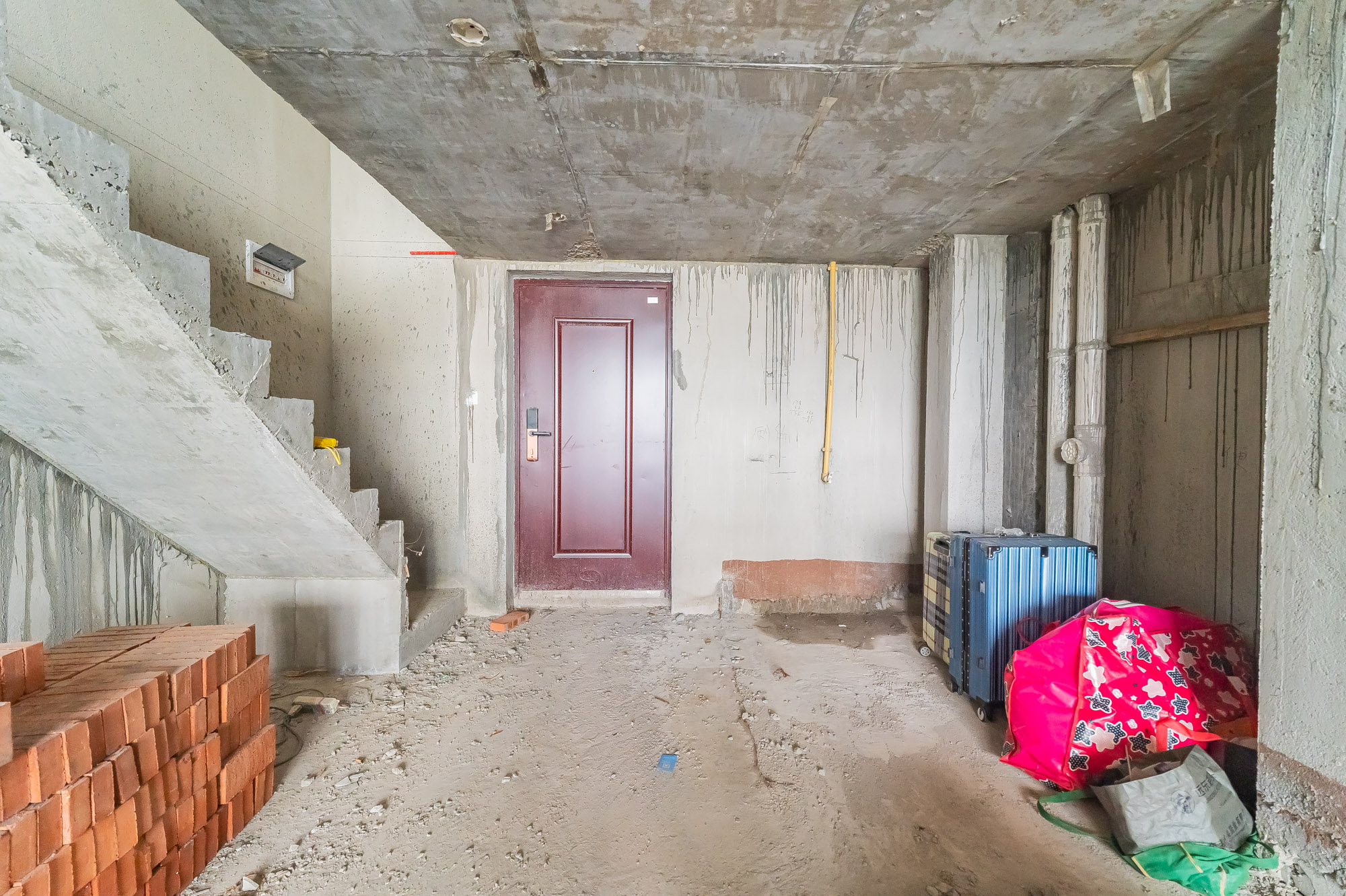 新城悦隽  2室1厅1卫    28.8万 新城悦隽  2室1厅1卫    28.8万客厅