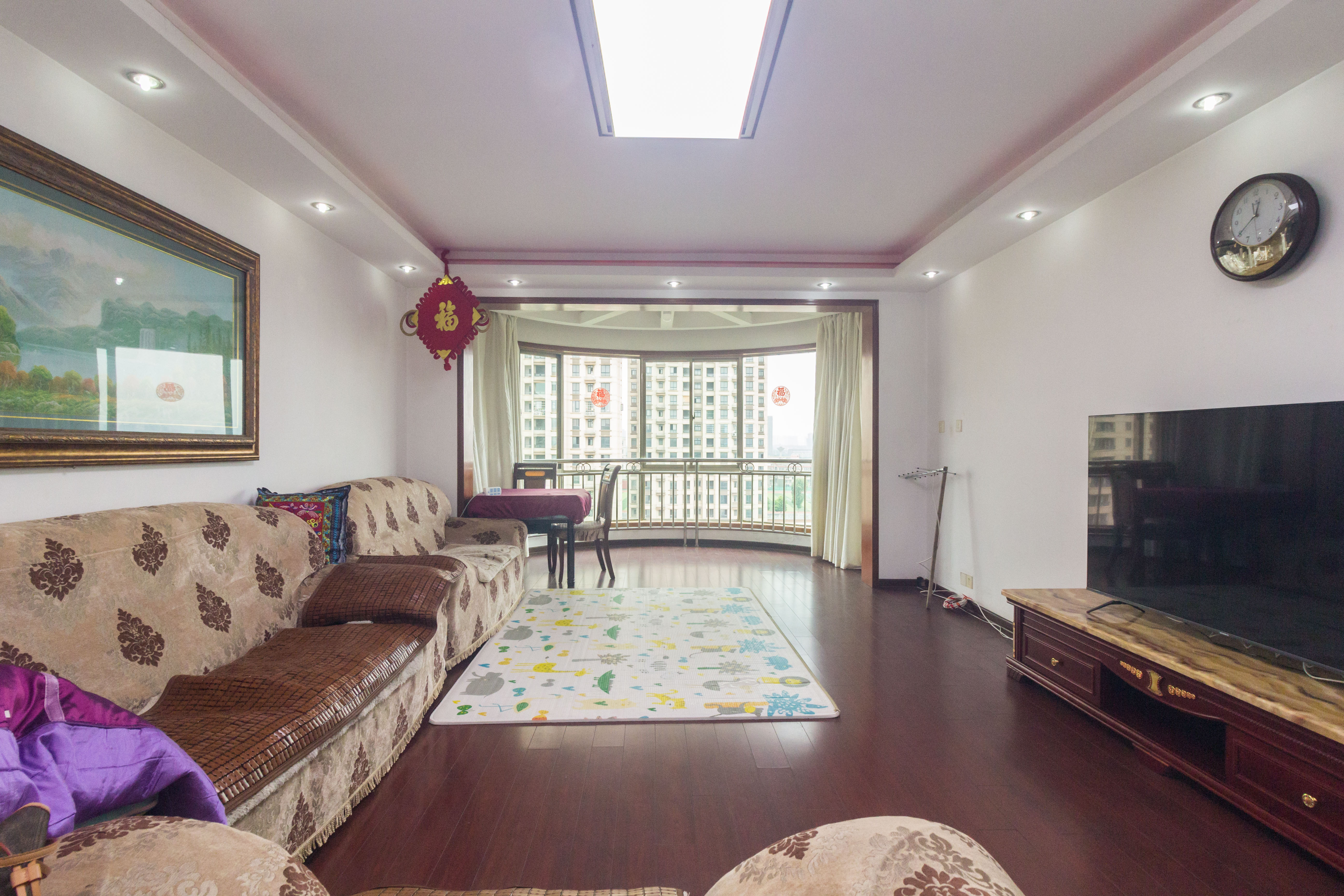 星沙镇泉塘村(司法学院宿舍)  3室2厅2卫    90.16万 星沙镇泉塘村(司法学院宿舍)  3室2厅2卫    90.16万