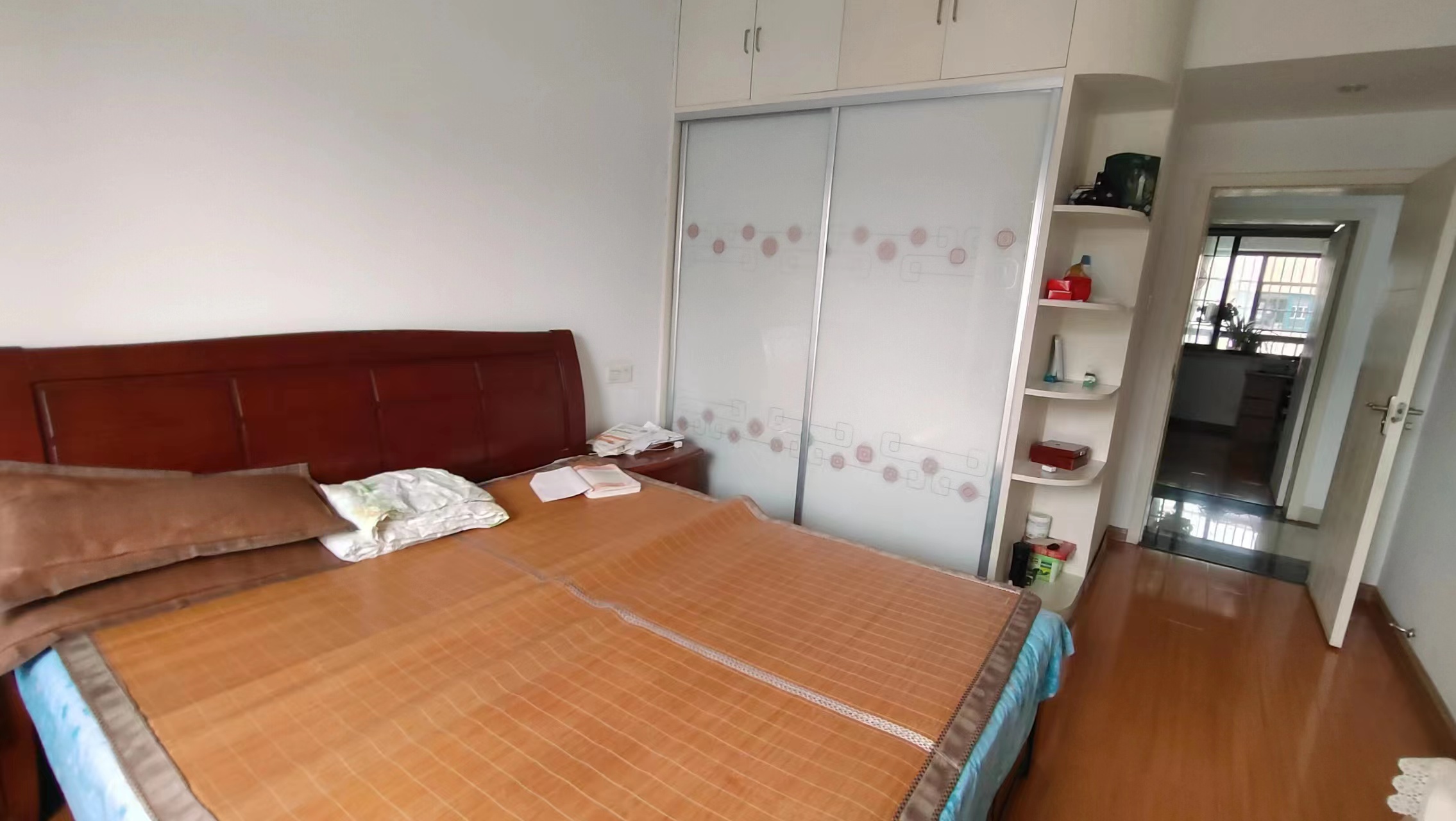 颐景园  5室2厅2卫   112.00万室内图