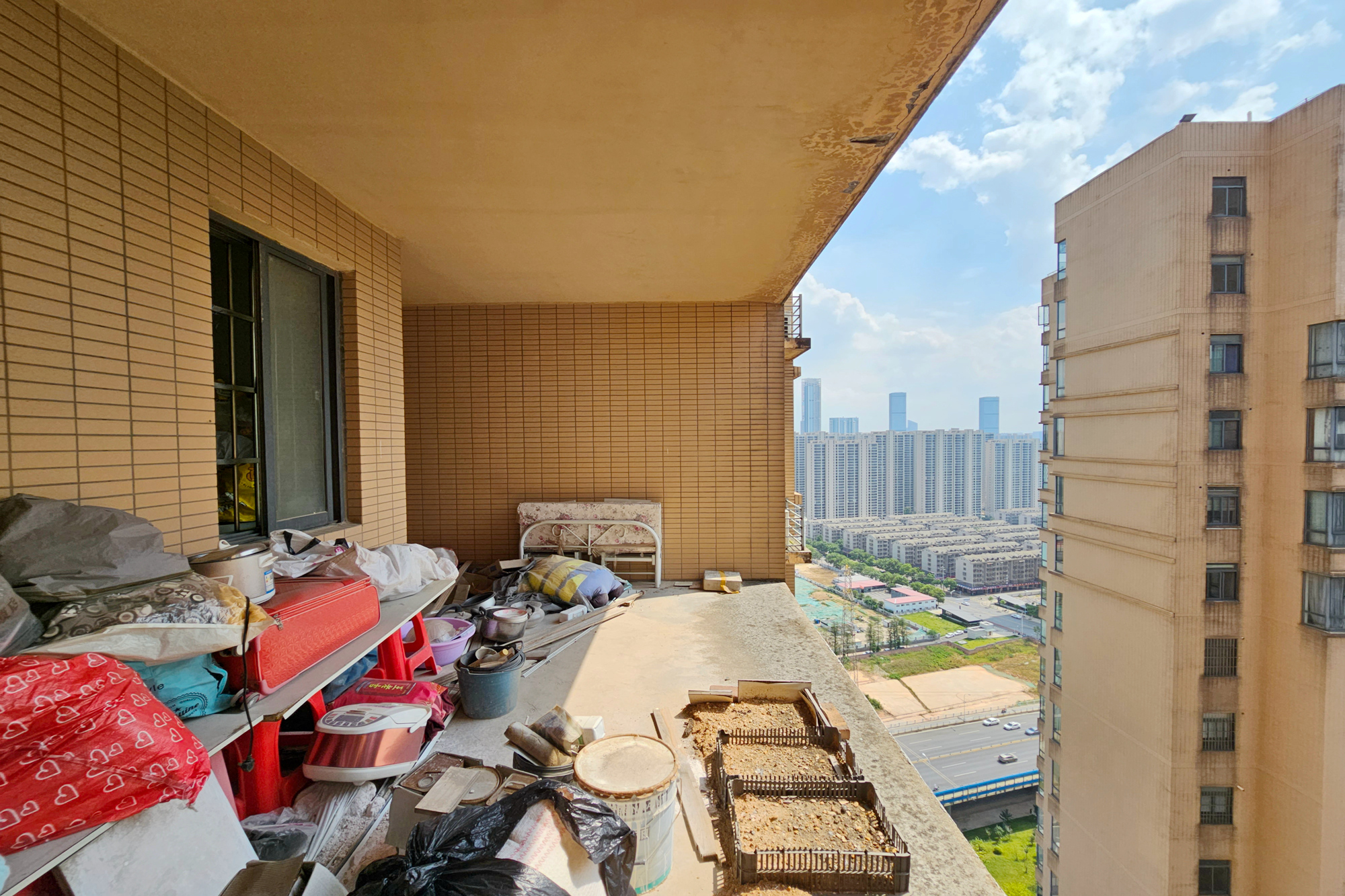 江河双水湾  3室2厅2卫    87.0万 江河双水湾  3室2厅2卫    87.0万其他