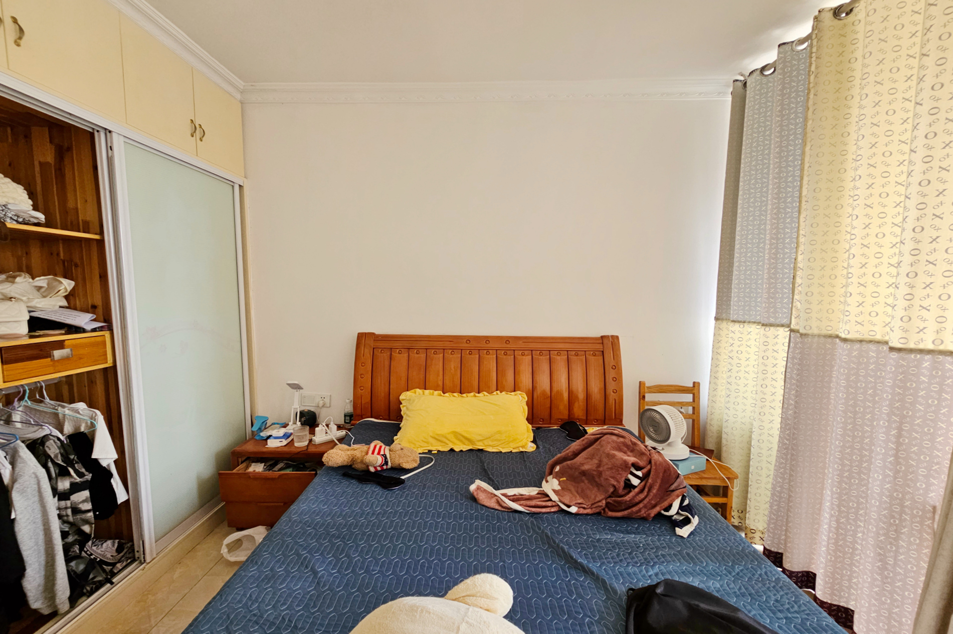 江河双水湾  3室2厅2卫    87.0万 江河双水湾  3室2厅2卫    87.0万卧室