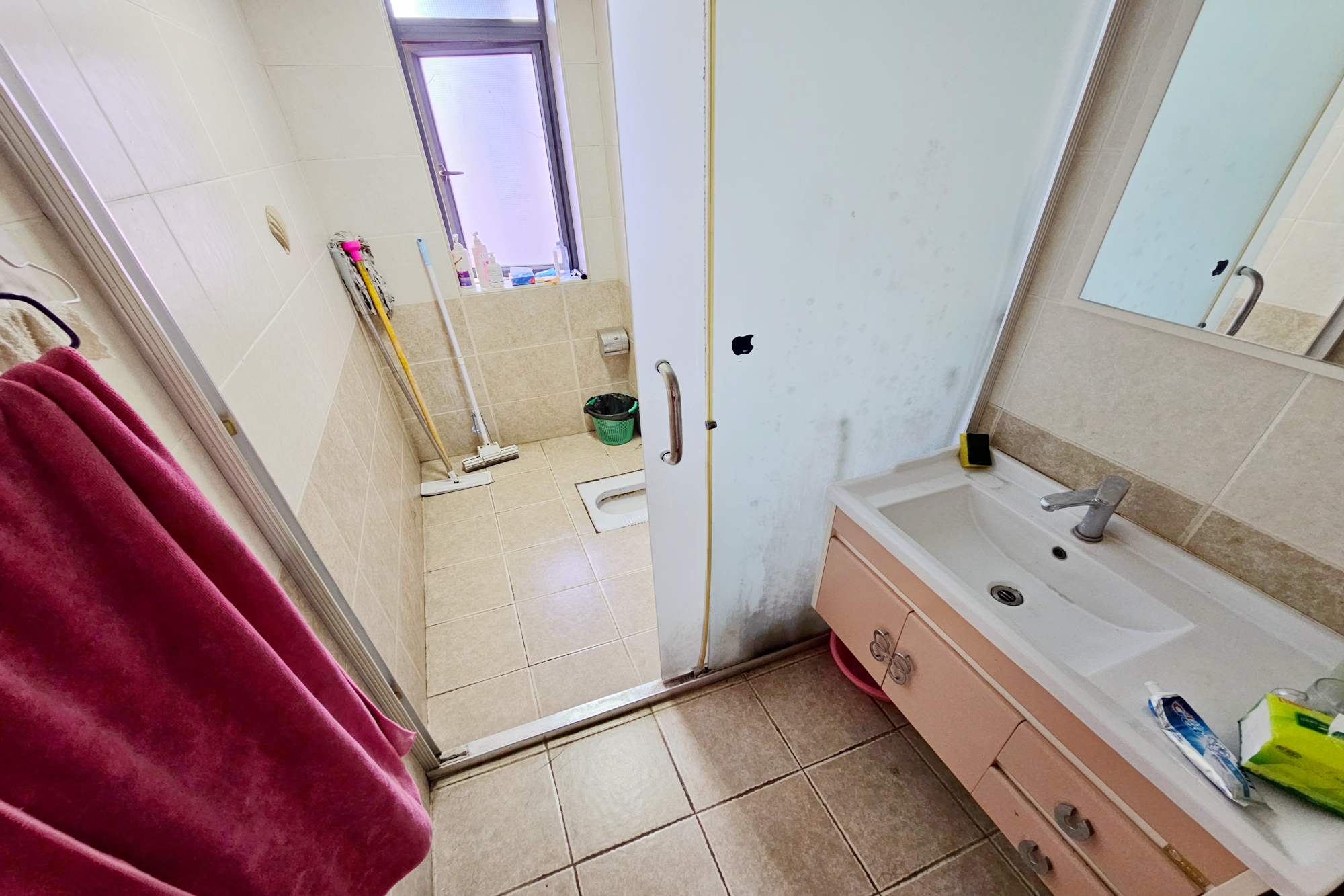 江河双水湾  3室2厅2卫    87.0万 江河双水湾  3室2厅2卫    87.0万卫生间