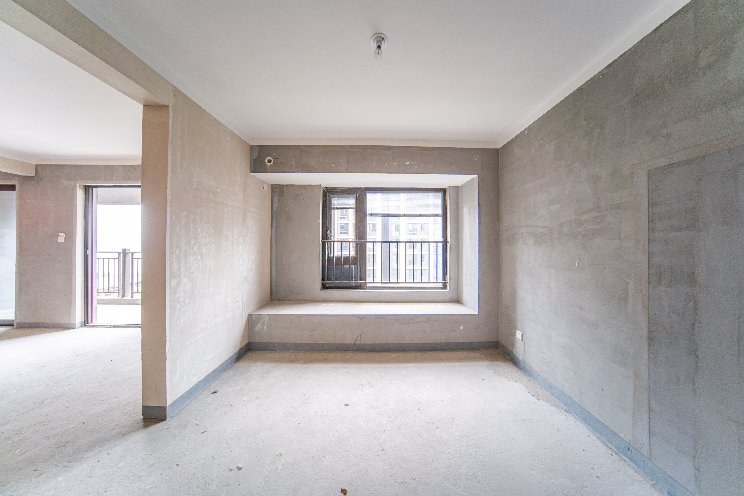 建发电建江山悦  3室2厅2卫    132.0万卧室