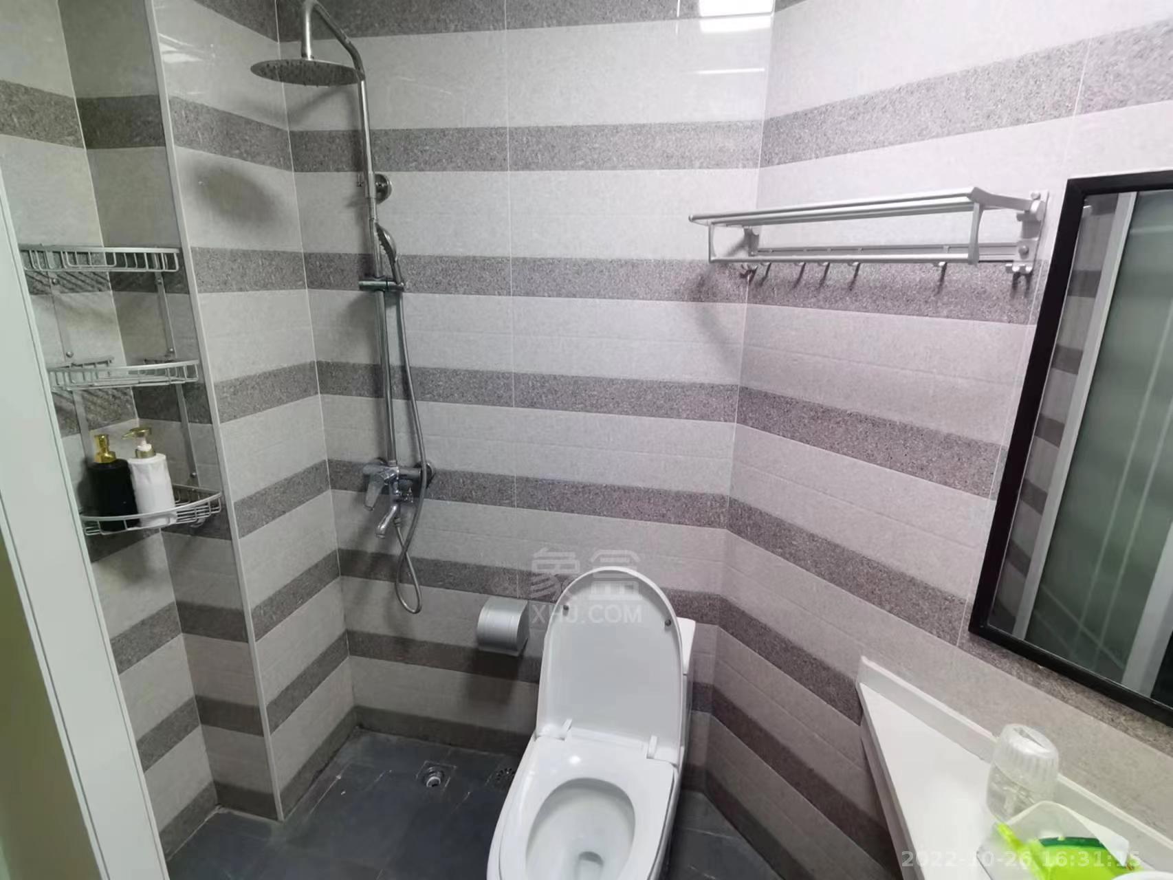 庐山一号  1室1厅1卫    35.0万 庐山一号  1室1厅1卫    35.0万室内图