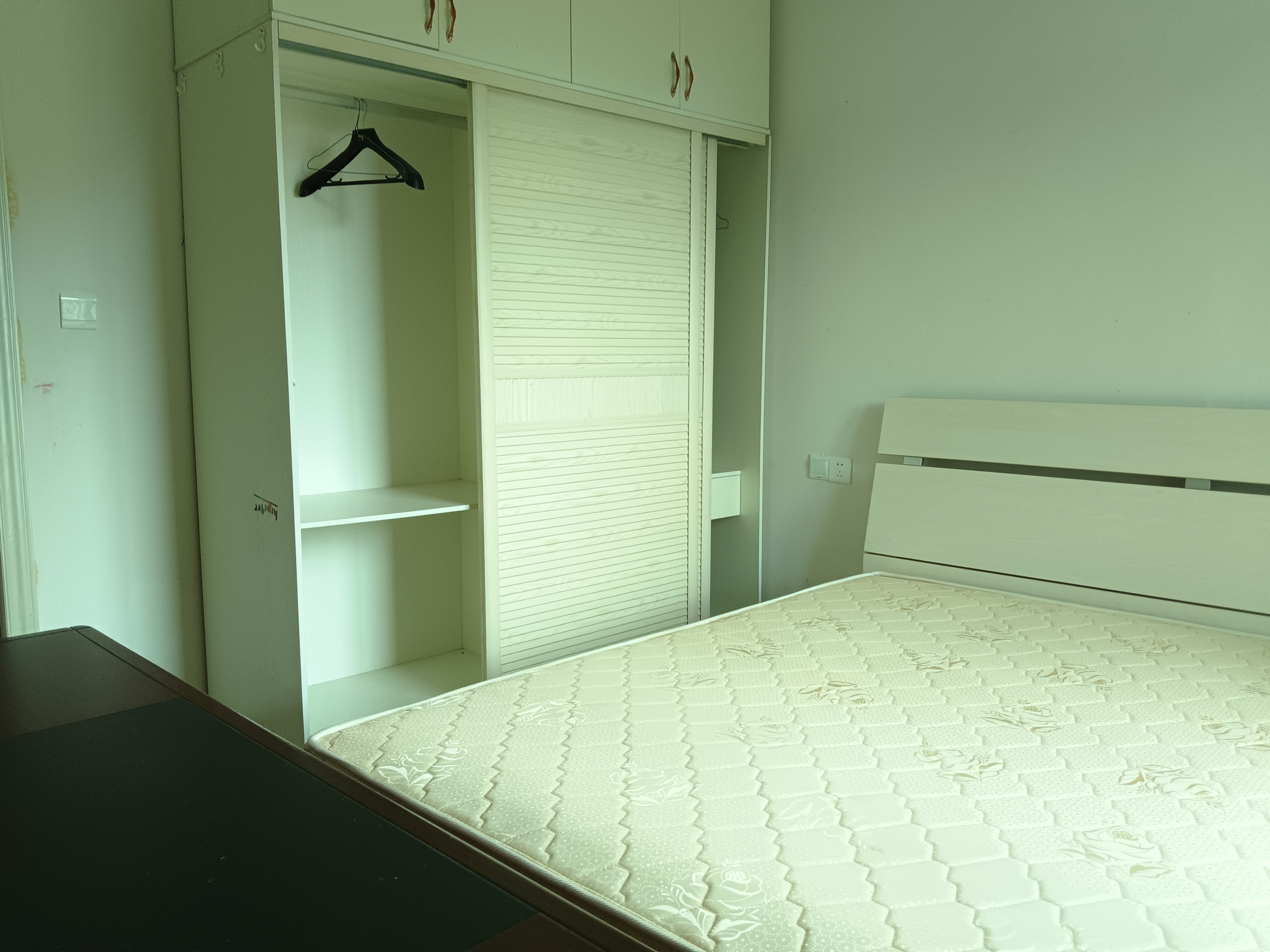 中天会展城A区  3室1厅1卫   2680.00元/月室内图1