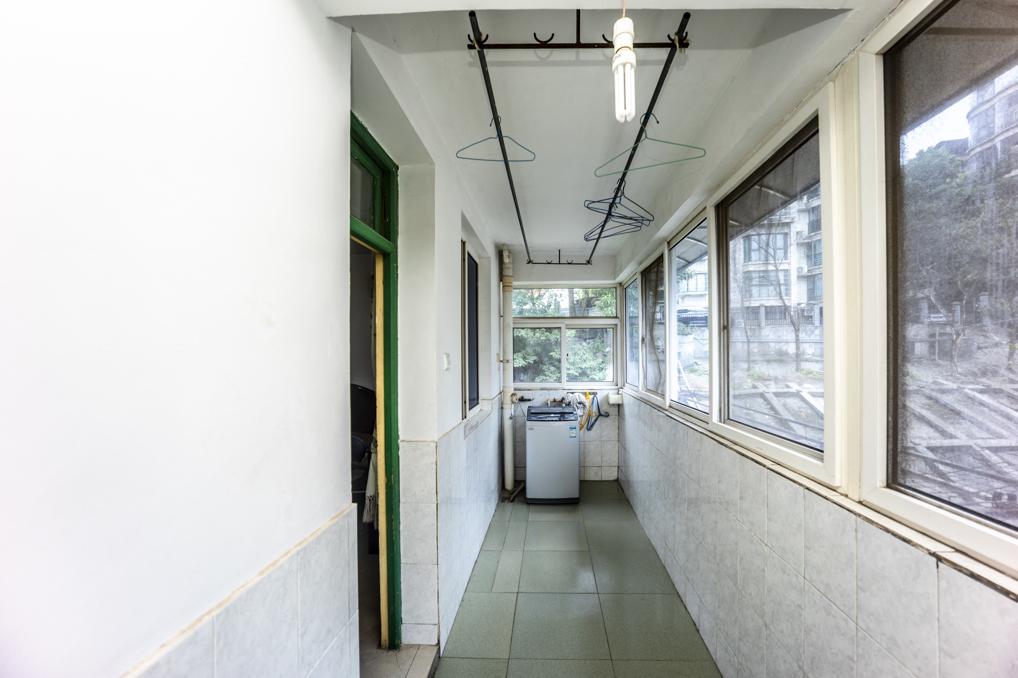 廣廈新村  3室2廳1衛(wèi)    56.8萬(wàn)陽(yáng)臺(tái)
