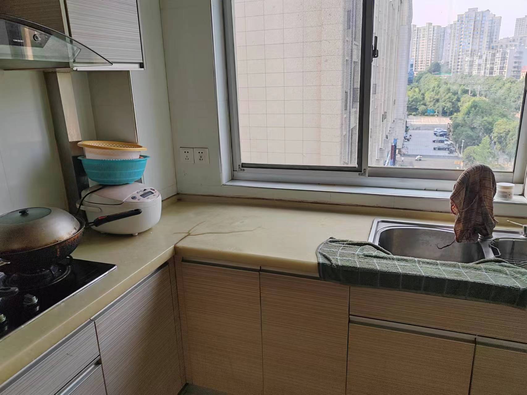 裕景龙苑 3室2厅1卫 30.0万 裕景龙苑 3室2厅1卫 30.0万室内图