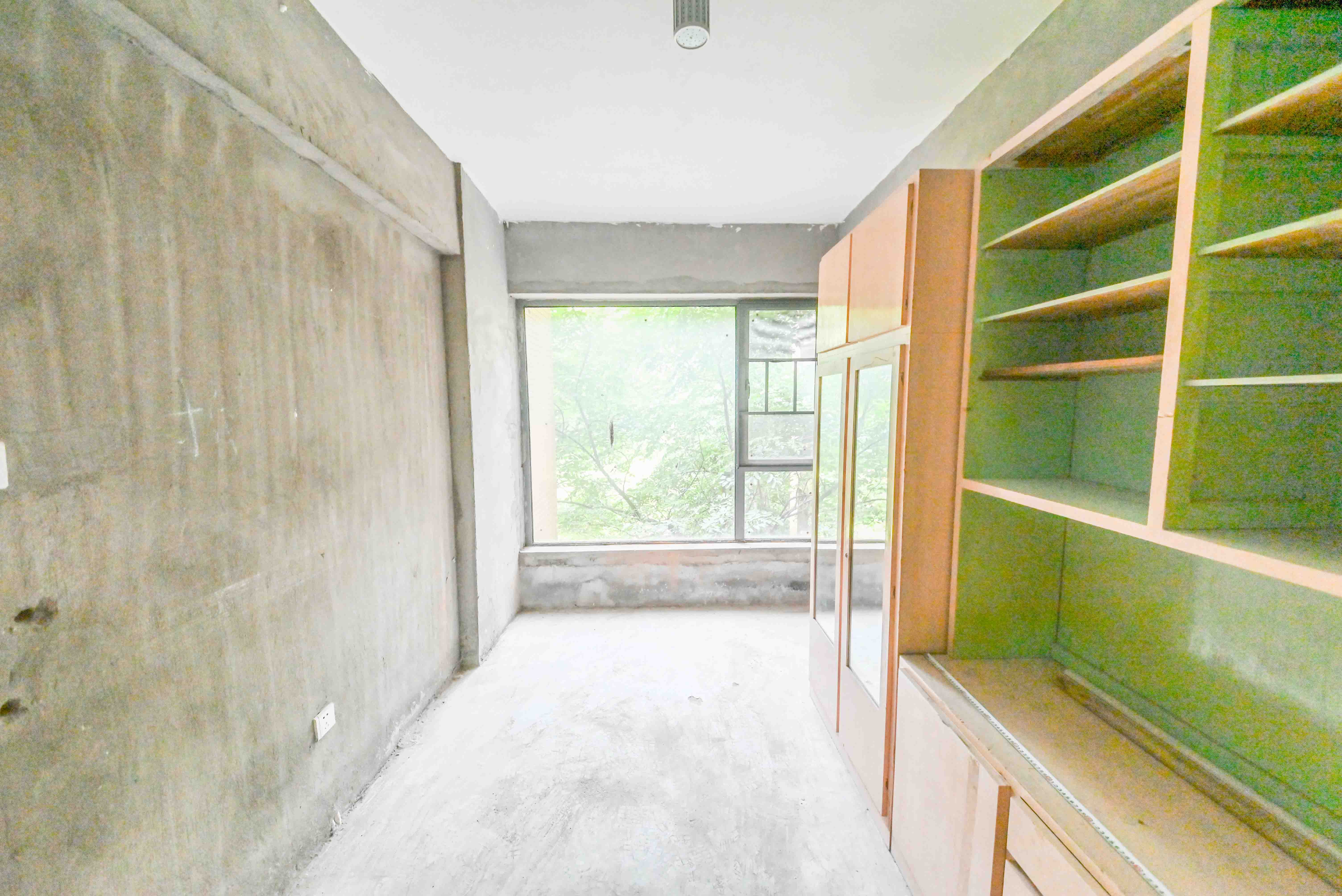 中城丽景香山园  3室2厅2卫   128.00万卧室