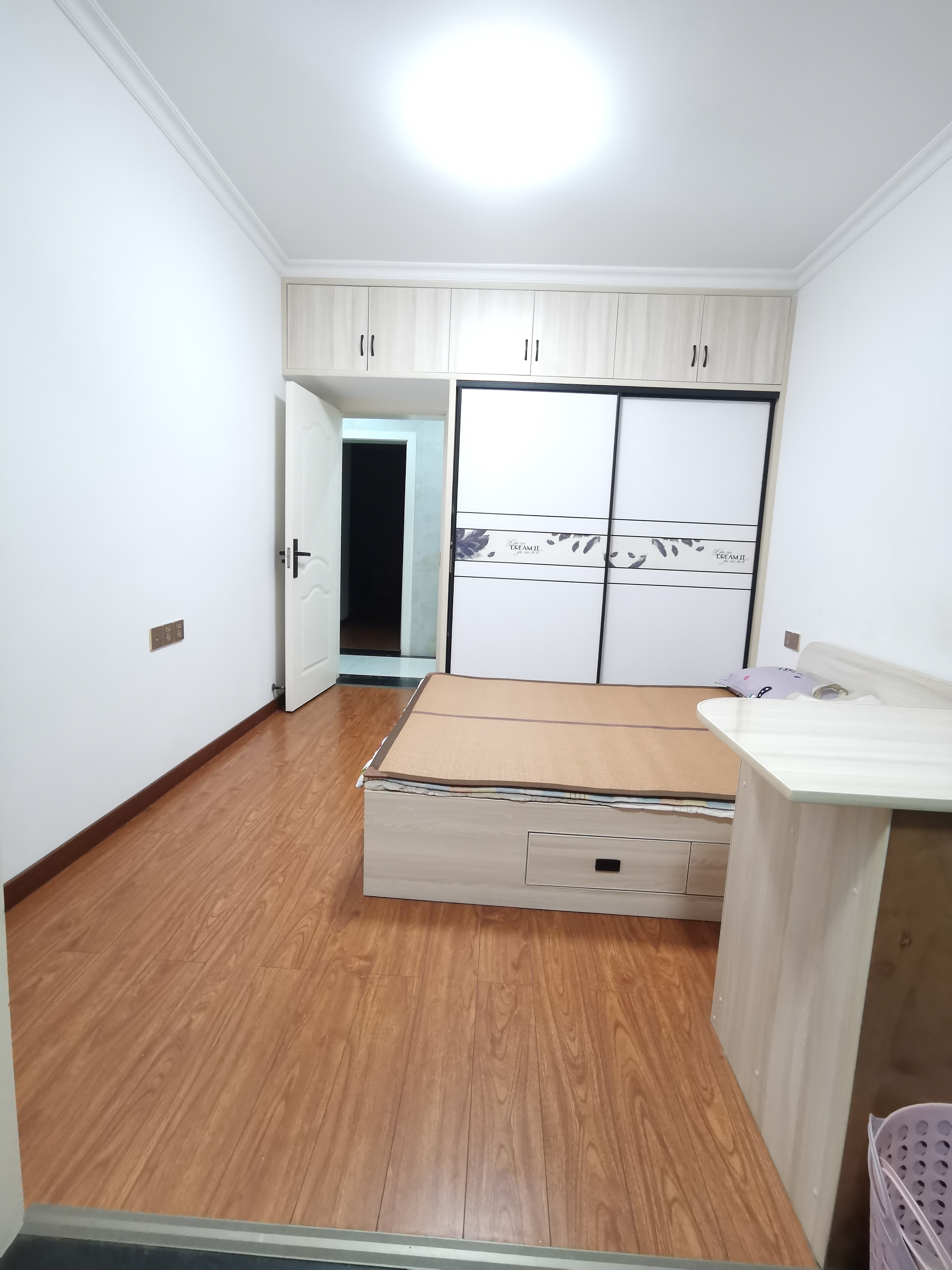 天一家园 3室2厅2卫 52.8万 天一家园 3室2厅2卫 52.8万客厅