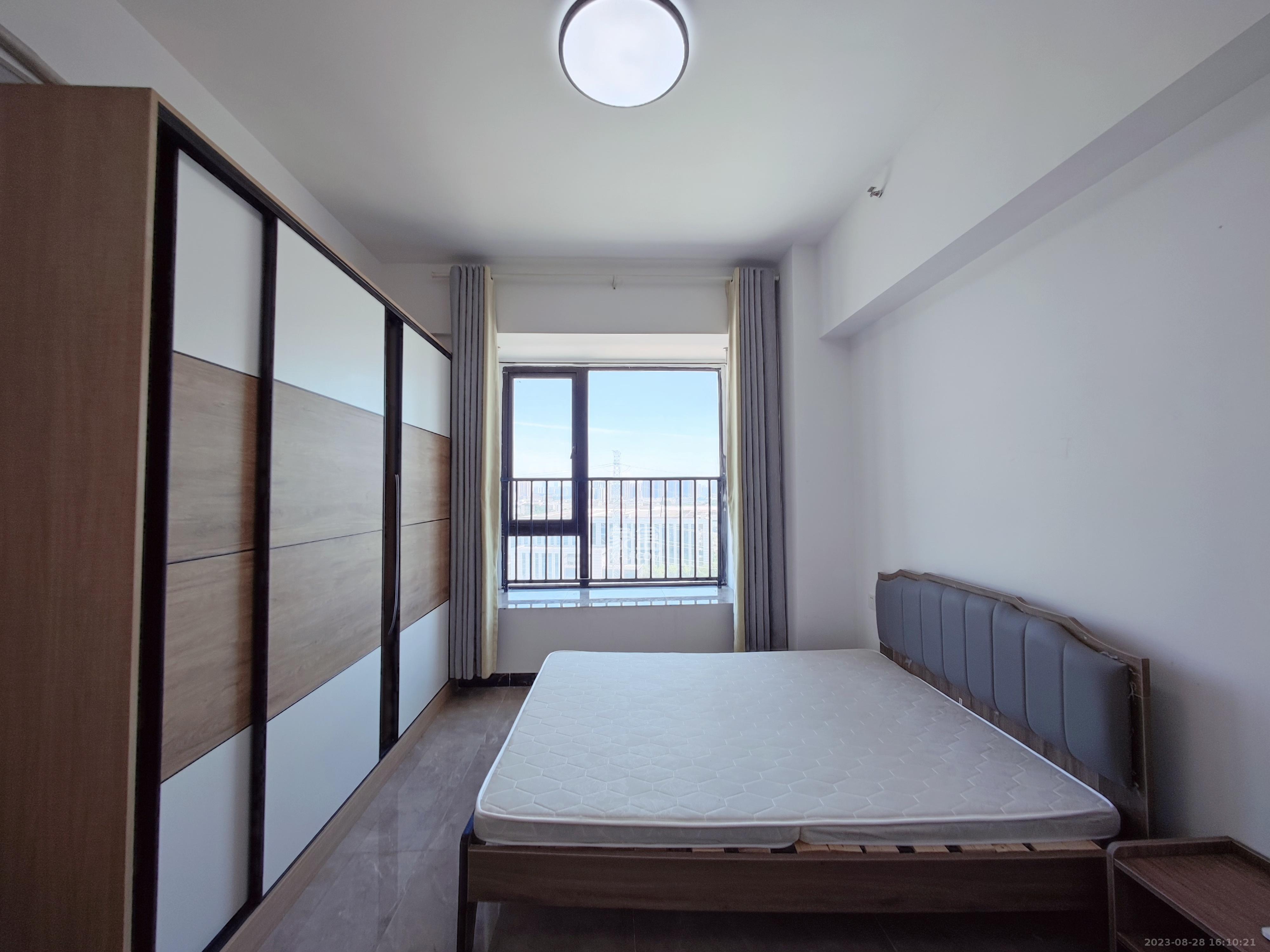 华远海蓝郡  3室2厅2卫    800.0元/月 华远海蓝郡  3室2厅2卫    800.0元/月室内图