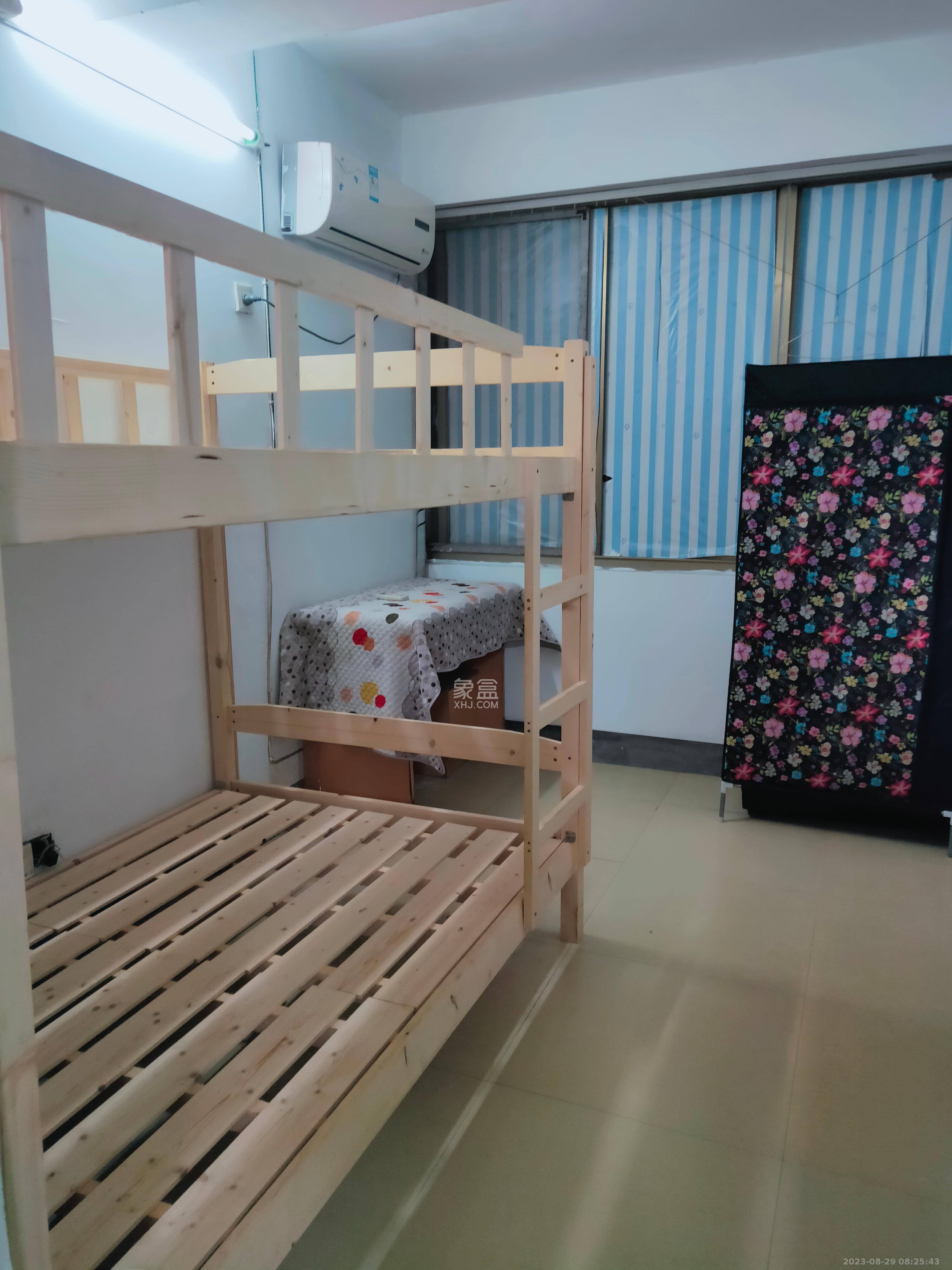 省工行家属楼  6室1厅1卫   4200.00元/月室内图
