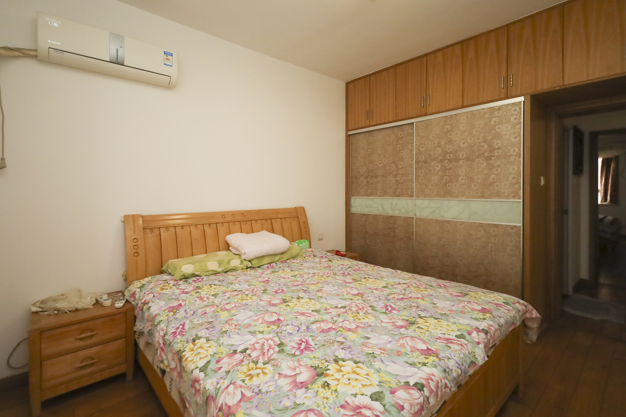 风华四季园  3室2厅2卫    130.0万卧室