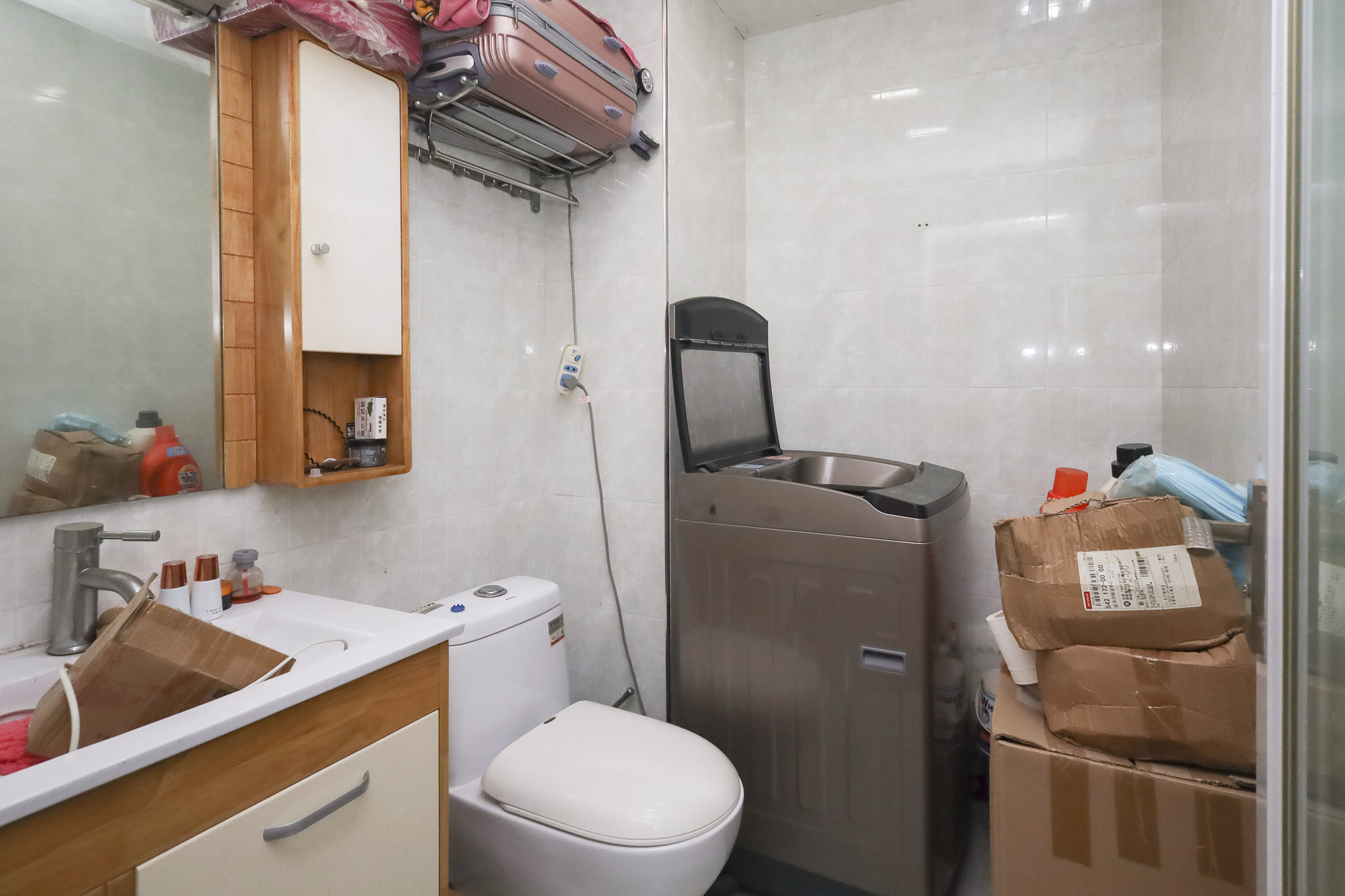 风华四季园  3室2厅2卫    130.0万卫生间