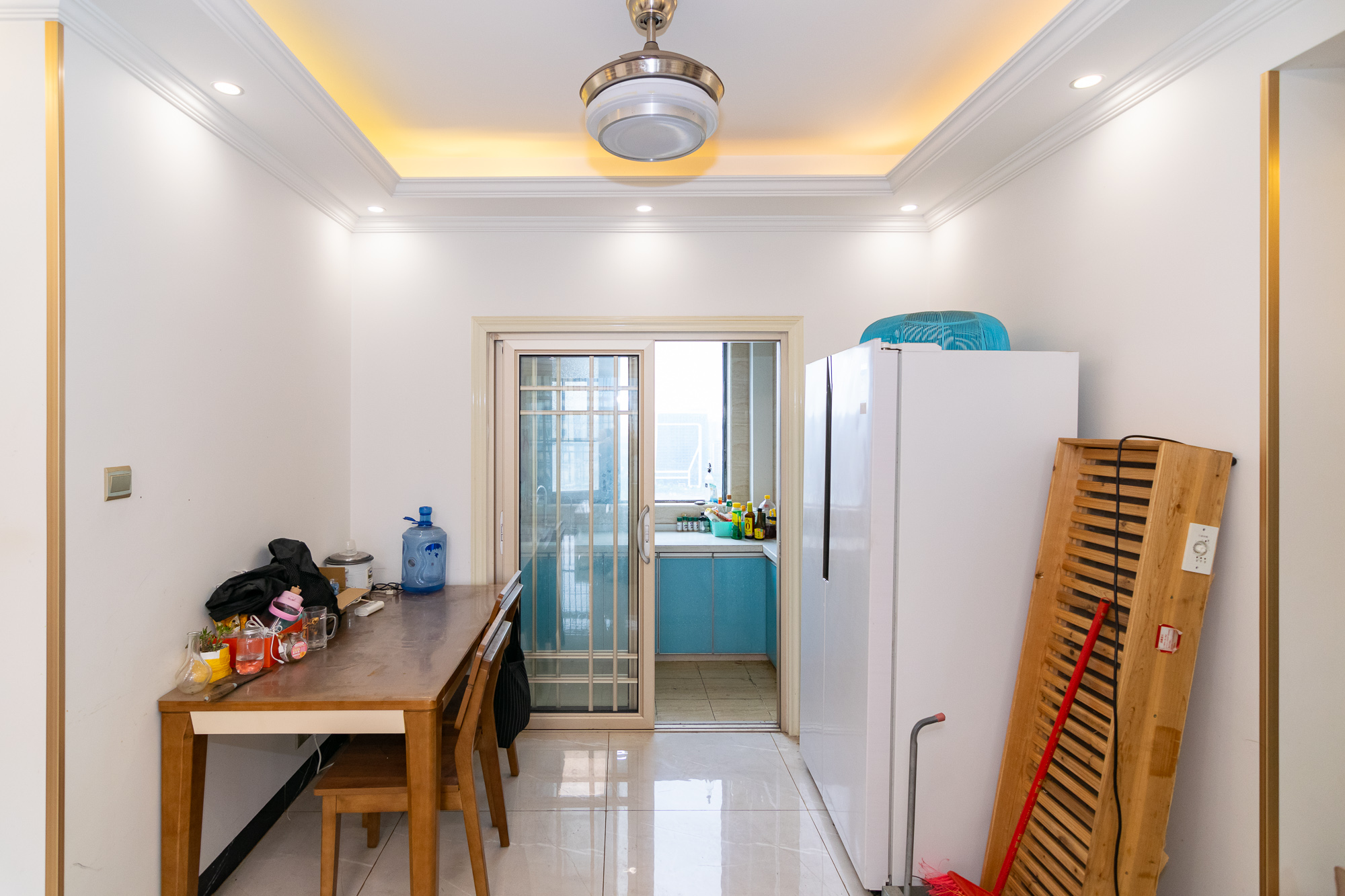 澳海澜庭 3室2厅2卫 82.0万 澳海澜庭 3室2厅2卫 82.0万客厅