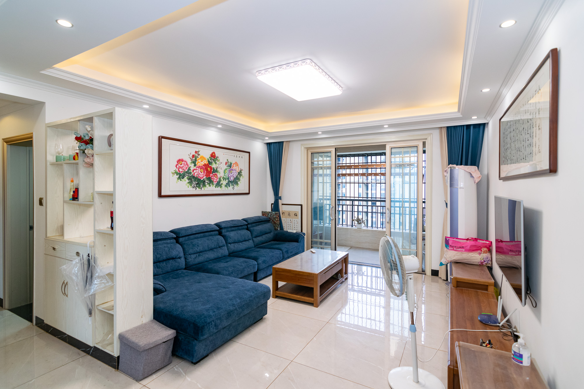 澳海澜庭 3室2厅2卫 82.0万 澳海澜庭 3室2厅2卫 82.0万客厅