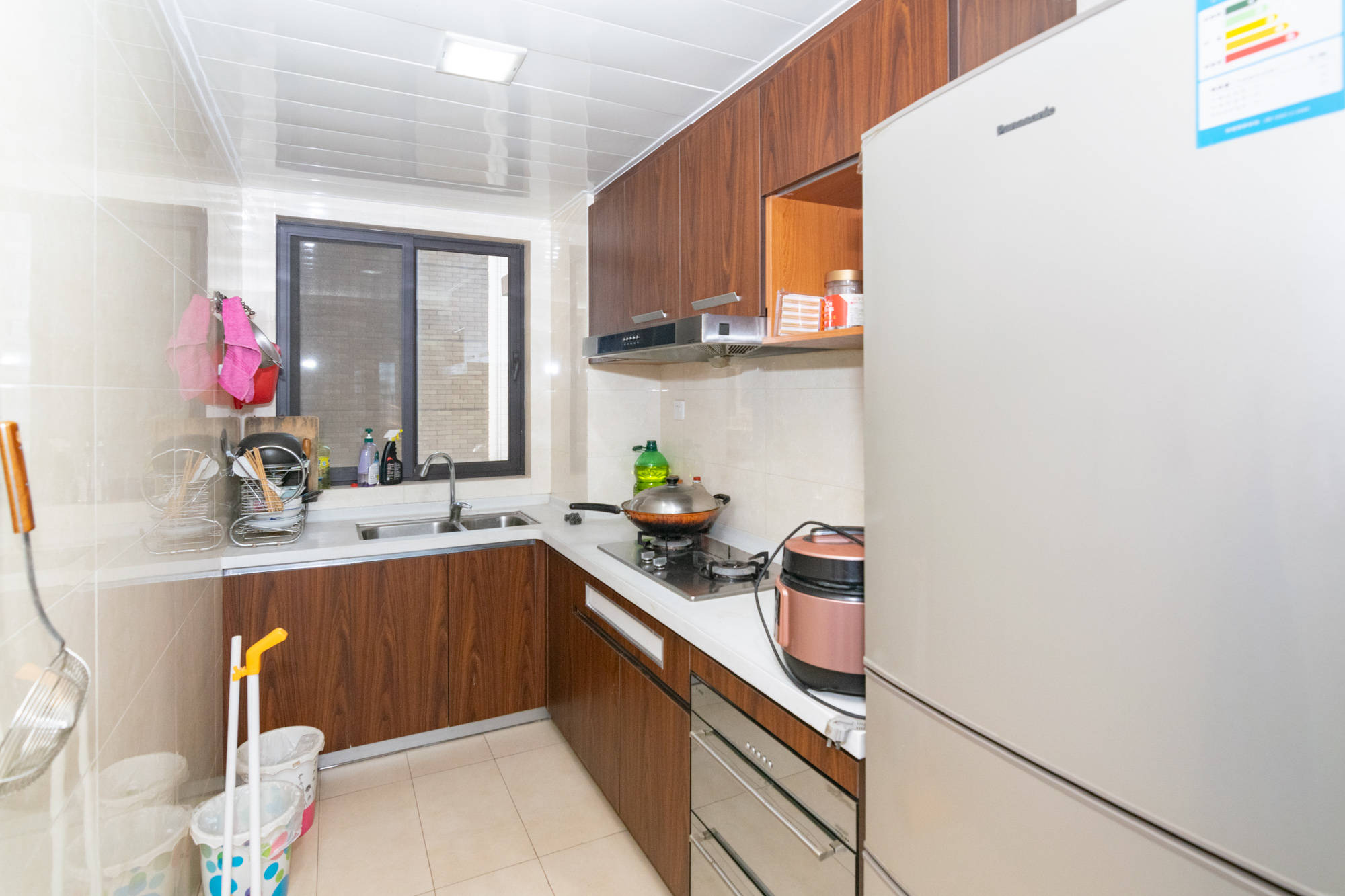 时代倾城一期 3室2厅1卫 106.0万 时代倾城一期 3室2厅1卫 106.0万厨房