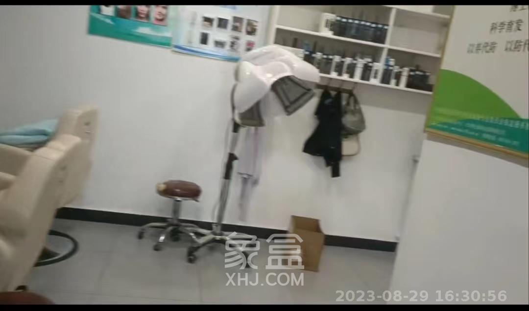 三江花中城  1室1厅1卫   5800.00元/月室内图