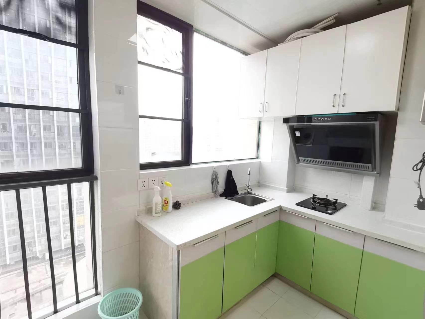 东方时代广场 1室1厅1卫 27.0万 东方时代广场 1室1厅1卫 27.0万室内图