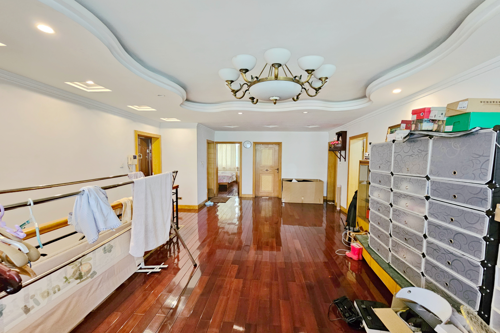 德政园  5室3厅3卫    205.0万其他