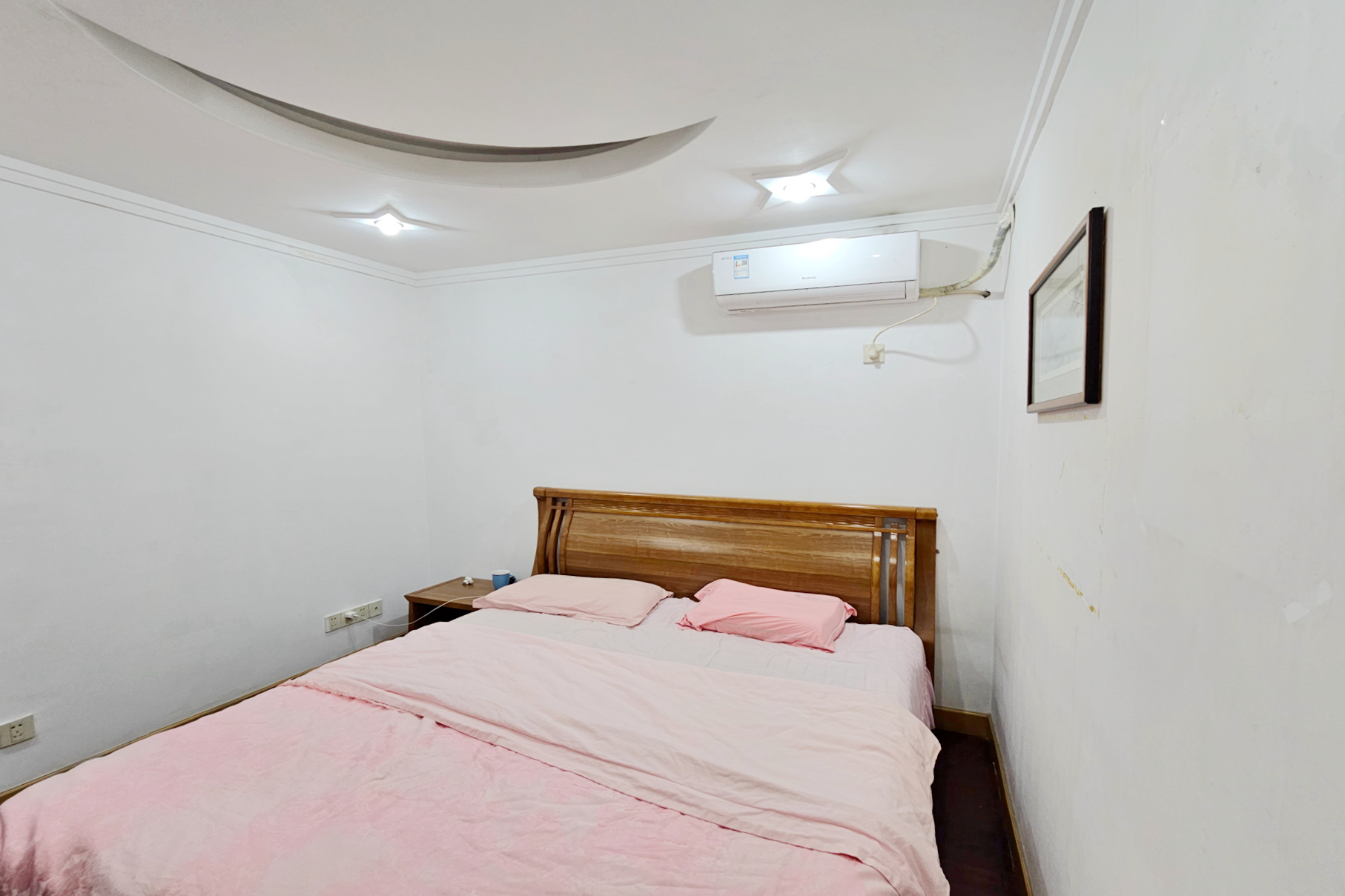 德政园  5室3厅3卫    205.0万其他