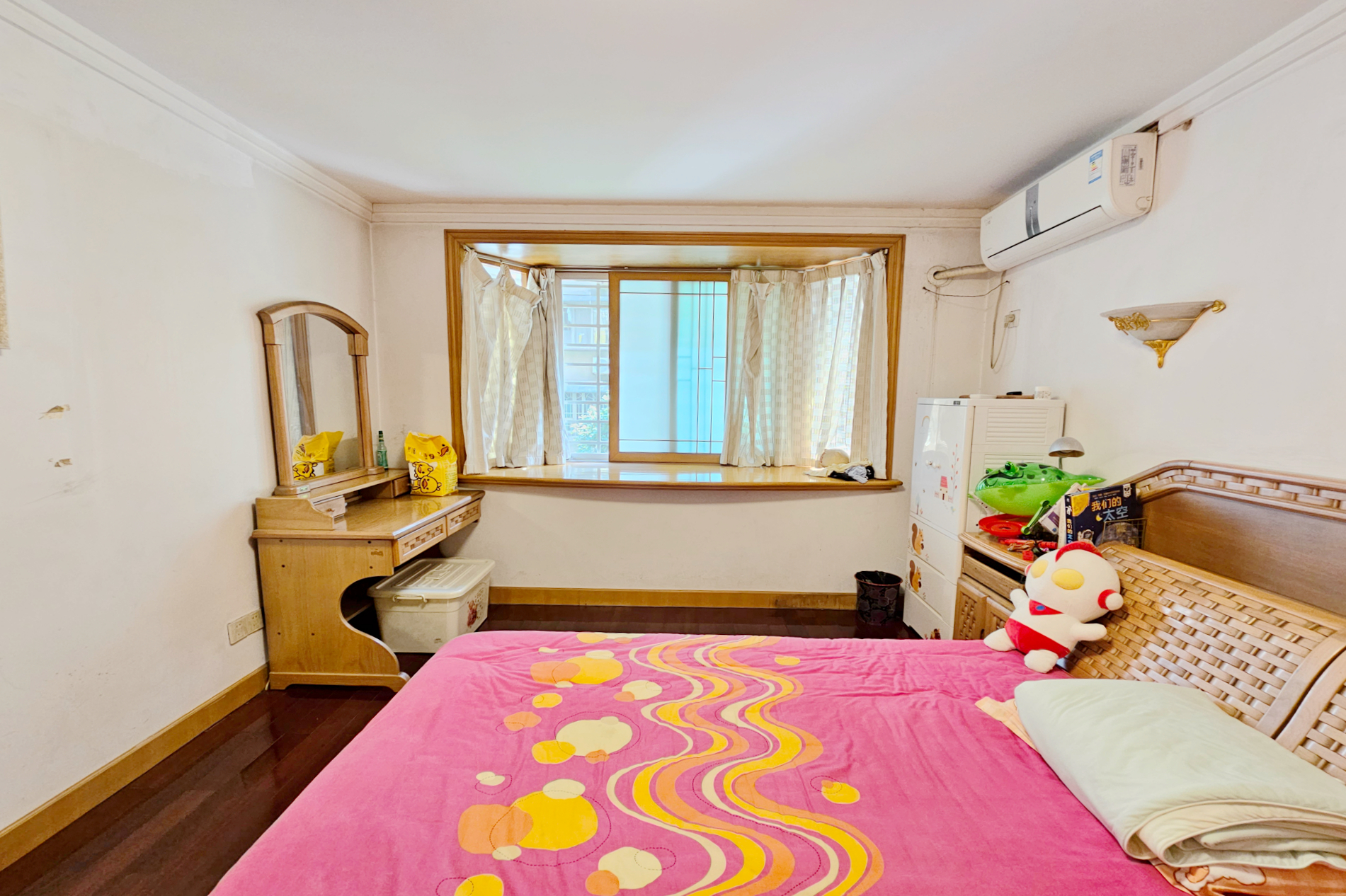 德政园  5室3厅3卫    205.0万其他