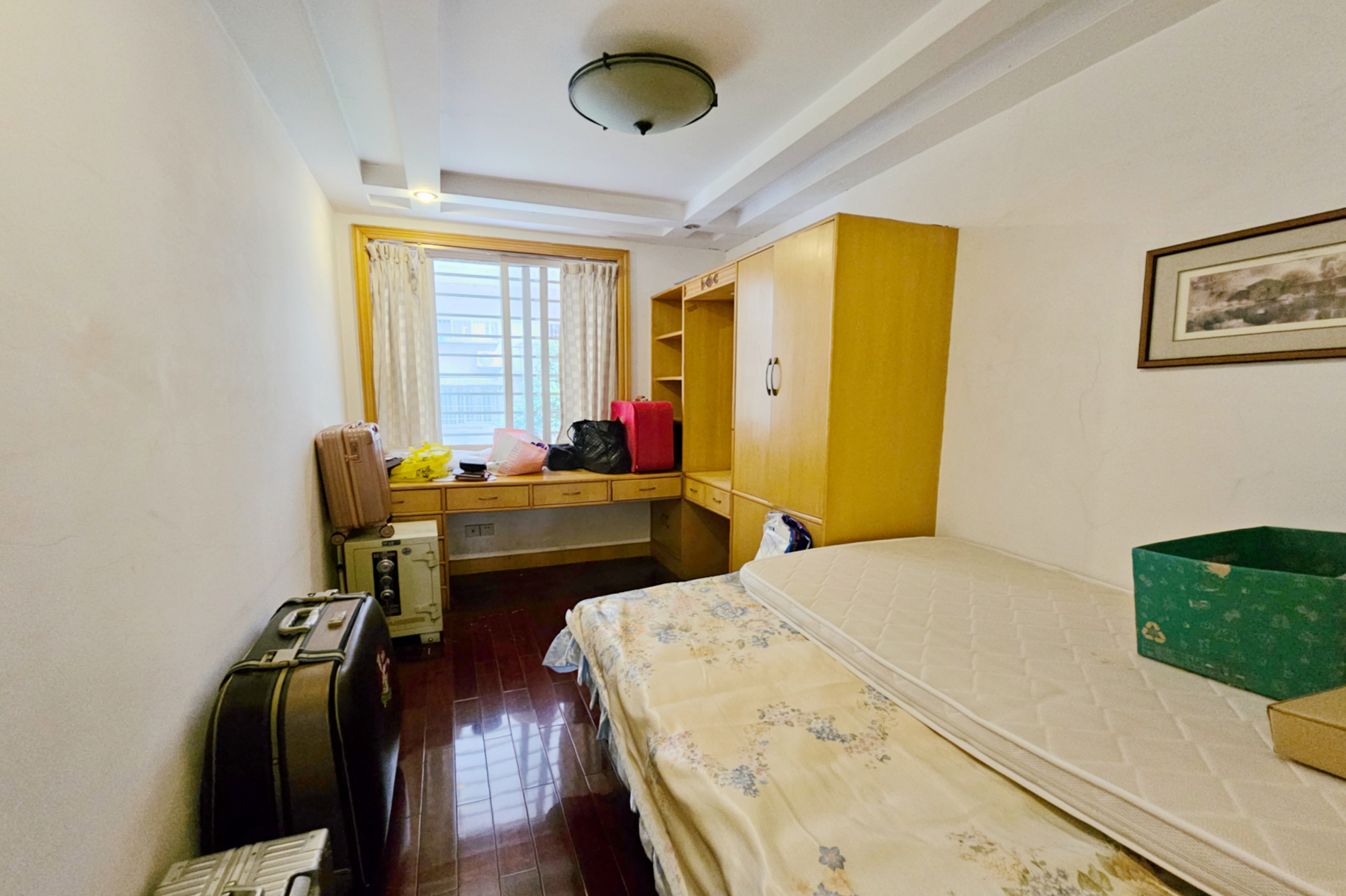 德政园  5室3厅3卫    205.0万其他