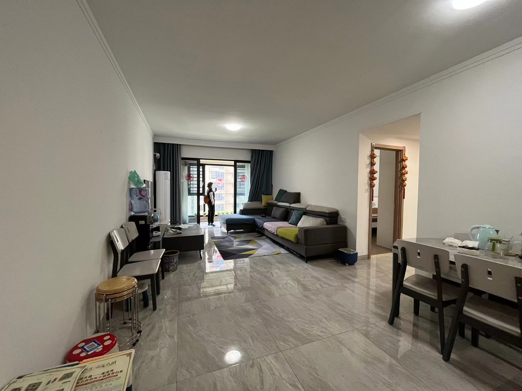 东部美的城 3室2厅2卫 76.0万 东部美的城 3室2厅2卫 76.0万室内图