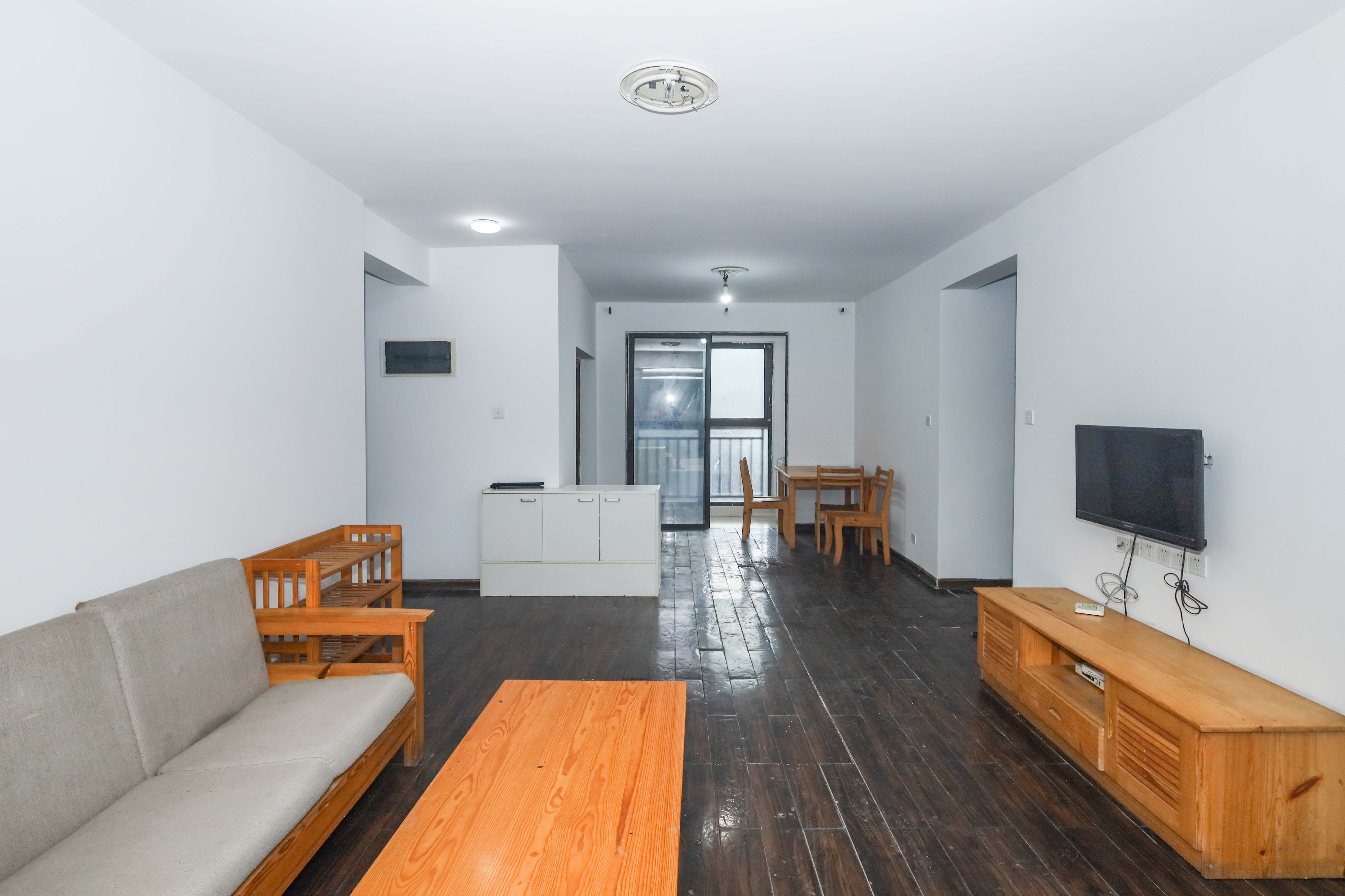 保利麓谷林语F区  3室2厅2卫    96.0万 保利麓谷林语F区  3室2厅2卫    96.0万