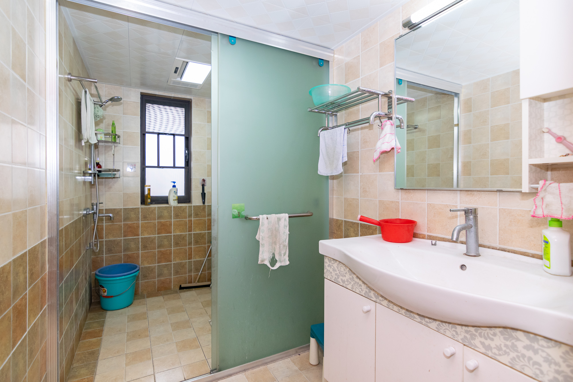 新城国际花都 3室2厅1卫 86.0万 新城国际花都 3室2厅1卫 86.0万卫生间