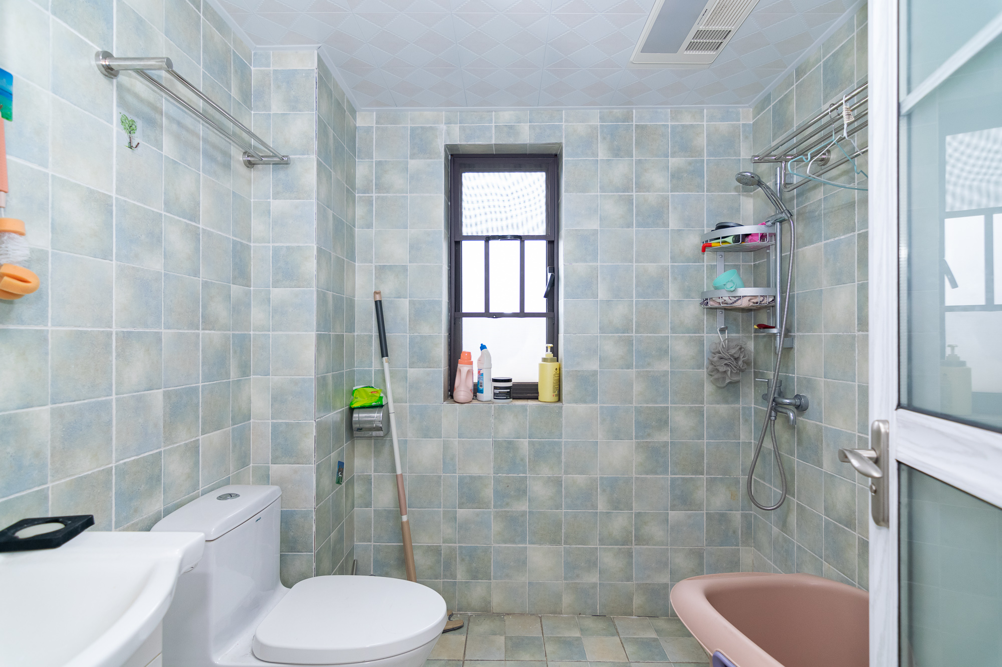 新城国际花都 3室2厅1卫 86.0万 新城国际花都 3室2厅1卫 86.0万卫生间